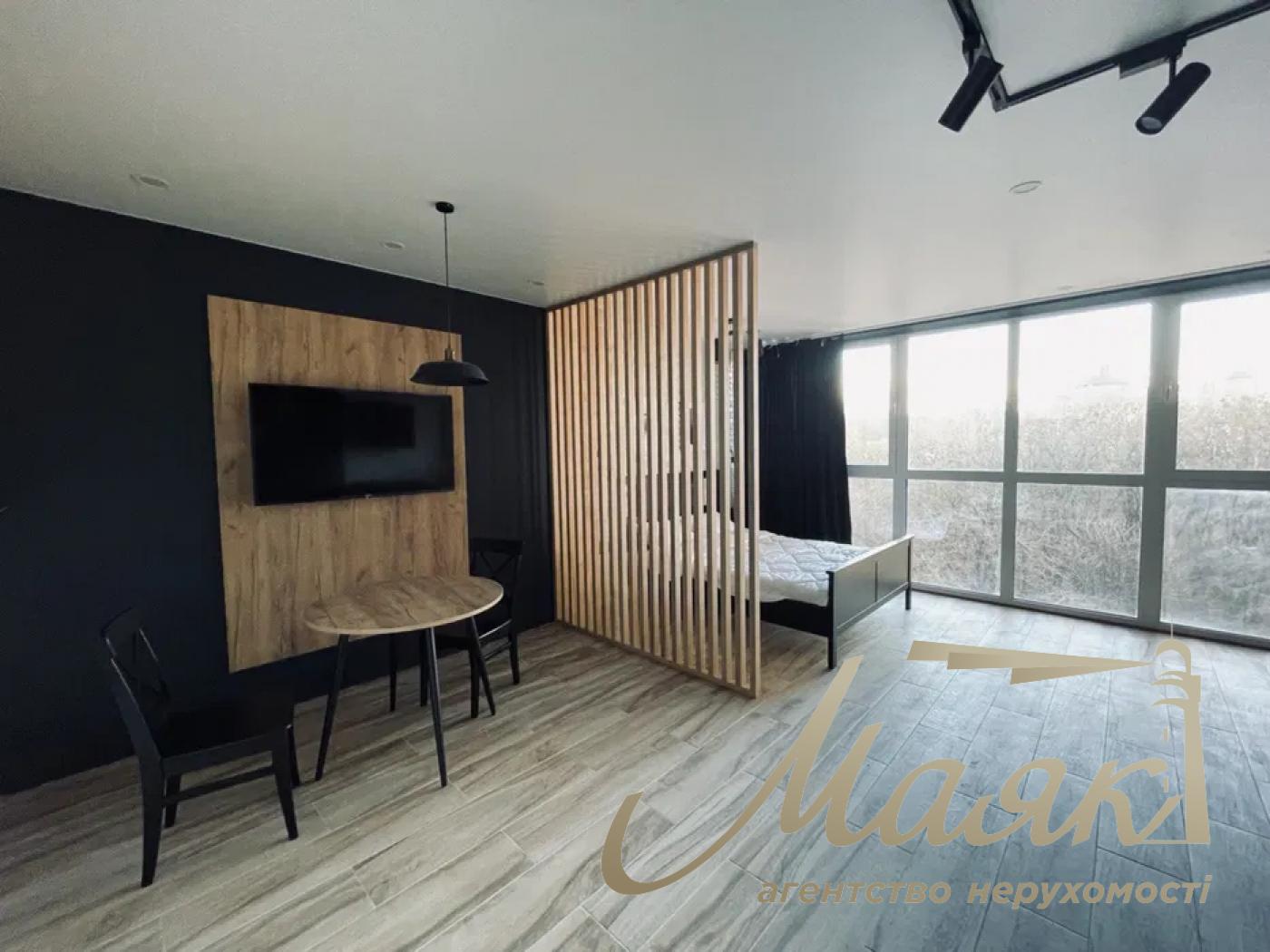 Аренда 1к квартиры - студии 60 м², ул. Деловая, метро Олимпийская