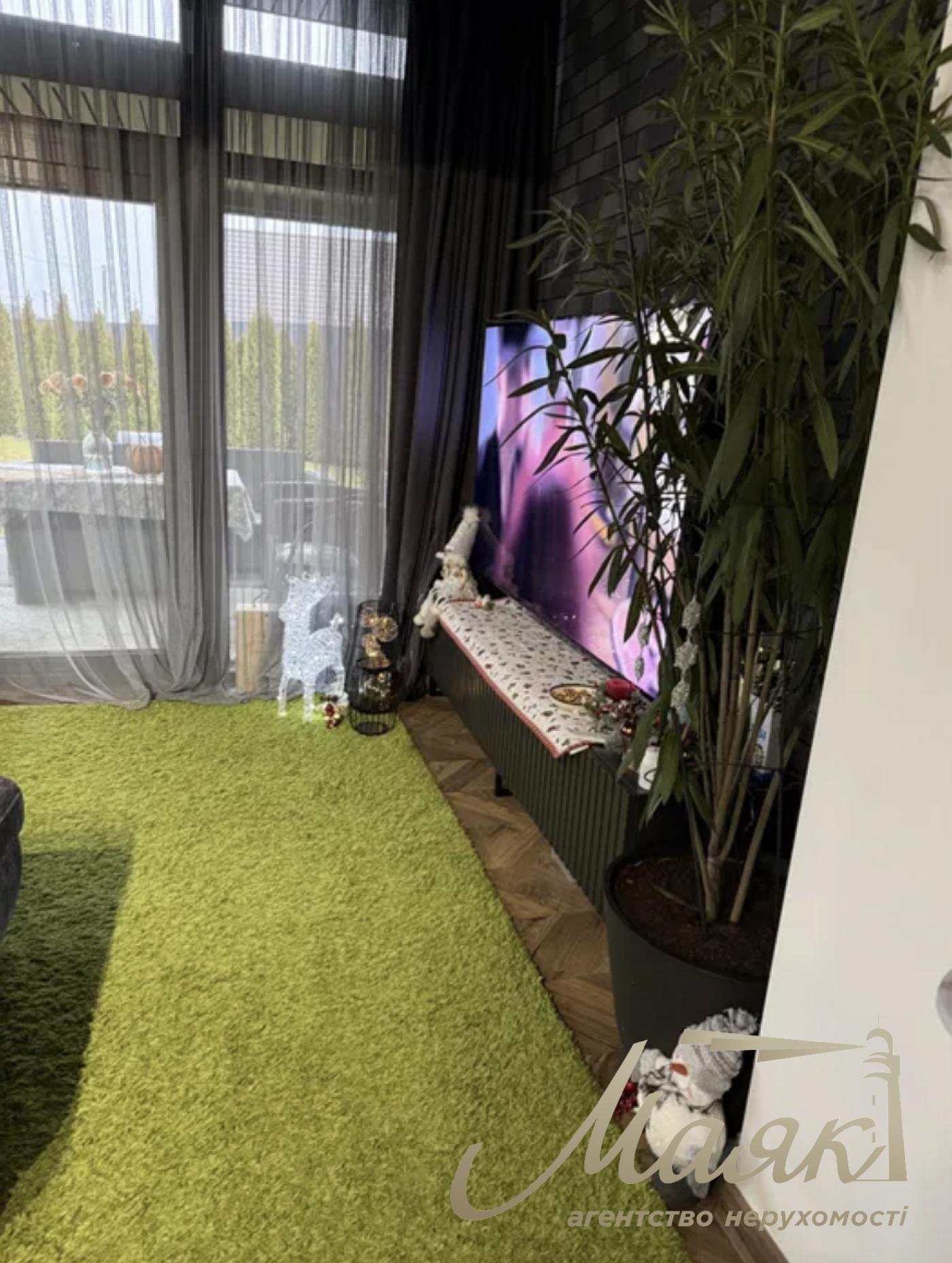 Оренда сучасного будинку площею 150 м² у с. Ходосівка, Обухівський напрямок, Київська область