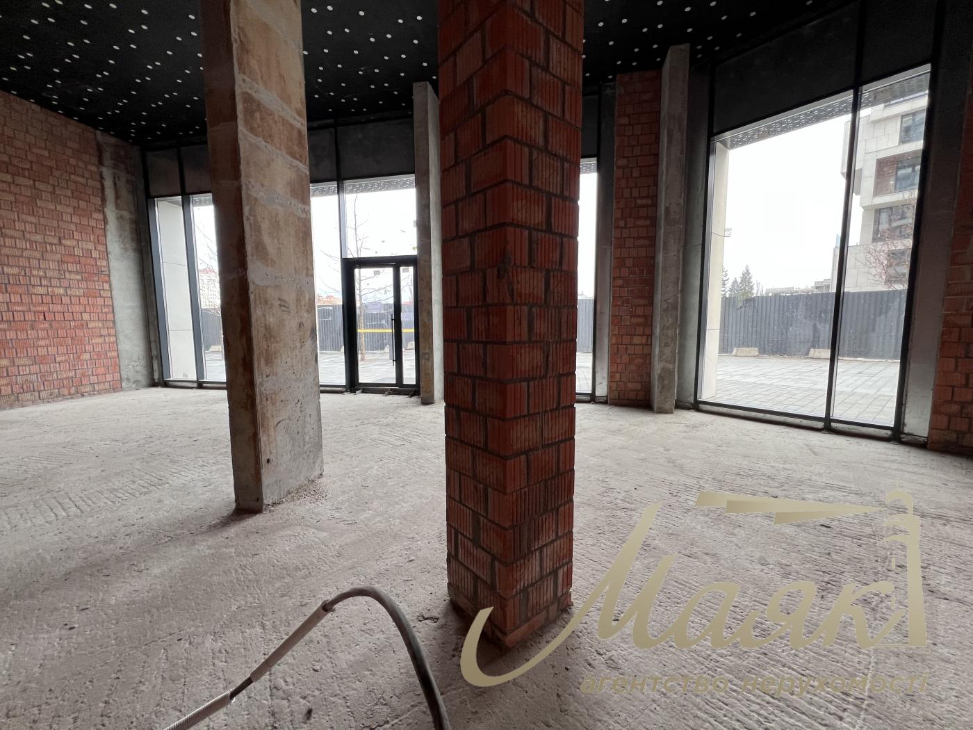 Оренда фасадного приміщення 103,3м2, ЖК Unit Home