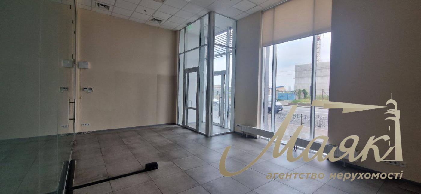  Rent 40 m² in BC "Astarta, vul. Naberezhno-Khreshchatytska, Podil. Naberezhno-Khreschatitsyka, Podil, Kyiv