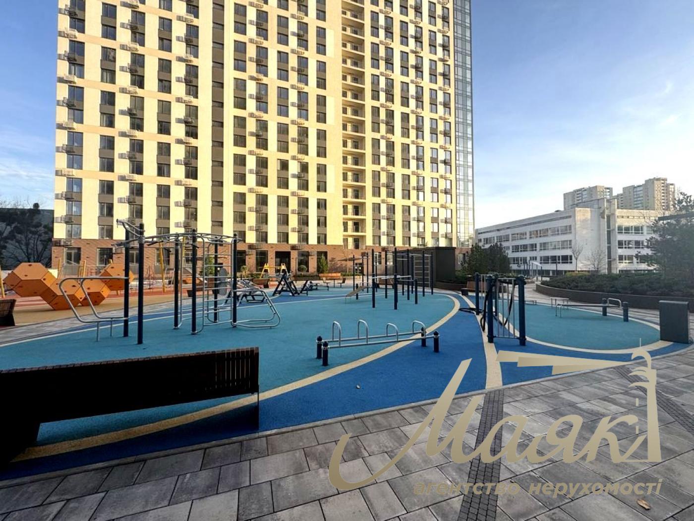 3-room apartment for sale, unrenovated, in the "Novy Avtograf" comfort-class residential complex, 96 m², Kyiv, Left Bank, Dniprovskyi District, Knyaz Roman Mstislavych Street, Darnitsa Metro Station