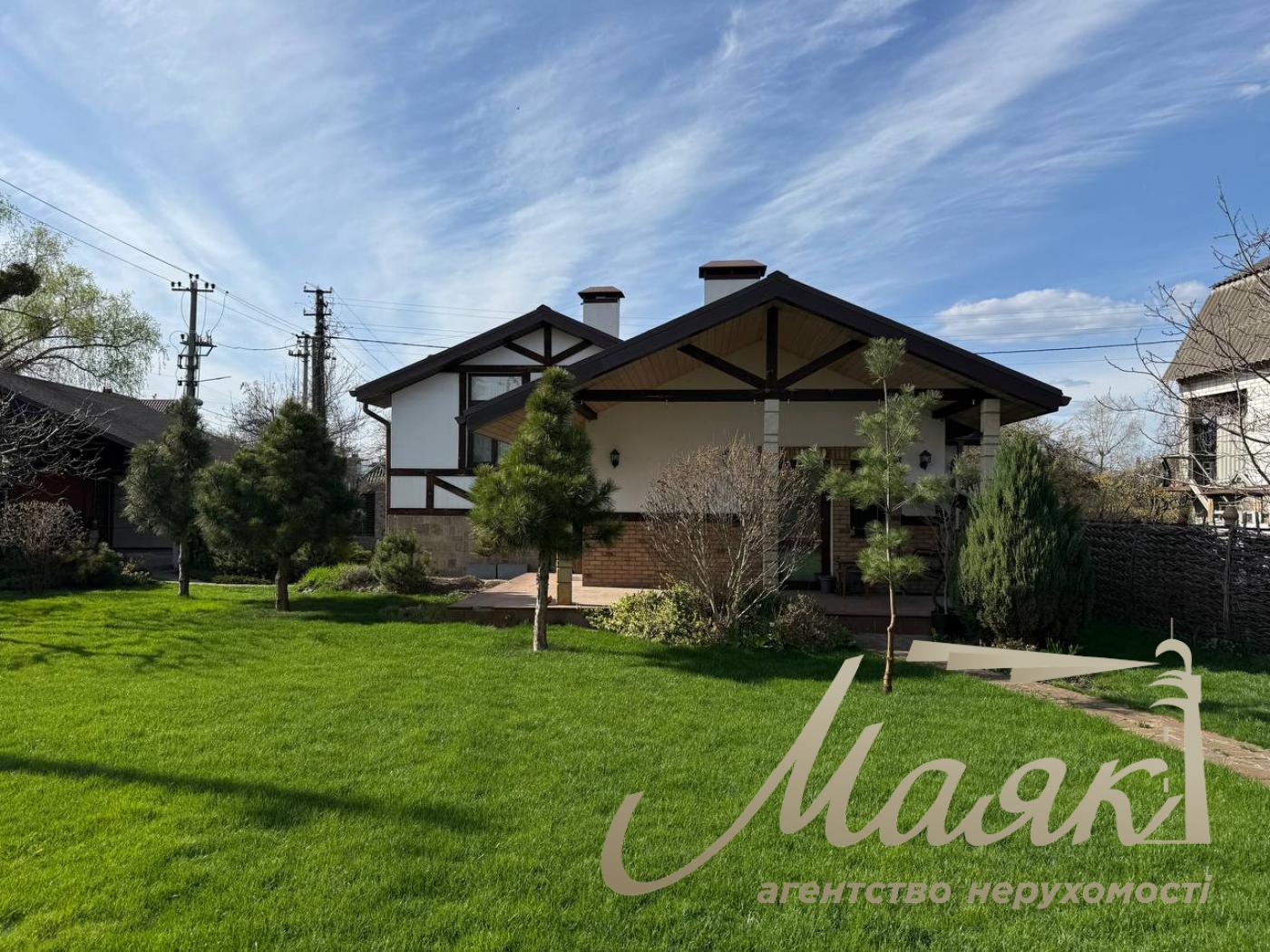 Оренда будинку (120м2) на Осокорках, вул. Центральна