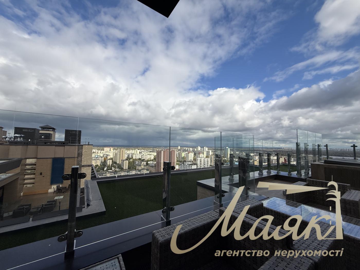 Продаа  3-комнатной квартири 114м2 в ЖК Obolon Residences, Оболонь