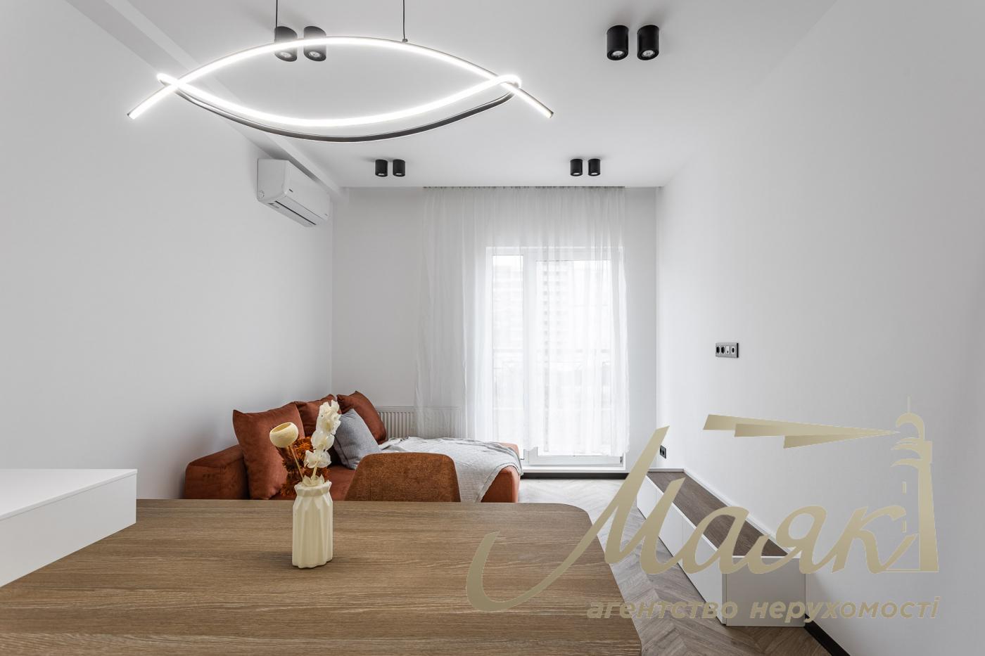 Аренда 2-х комнатной квартиры в ЖК Новая Англия 