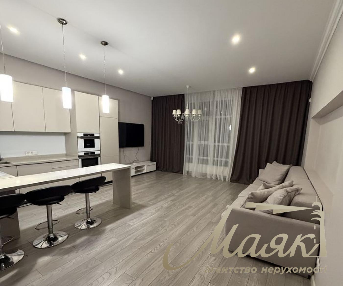 Продаж 4-кімнатної квартири площею 125 м² у ЖК «Французький квартал»