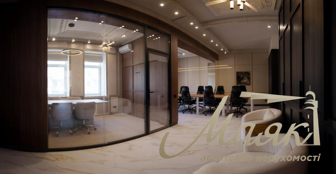Office for rent in the Center m. Palace of Sports, Esplanadnaya str.