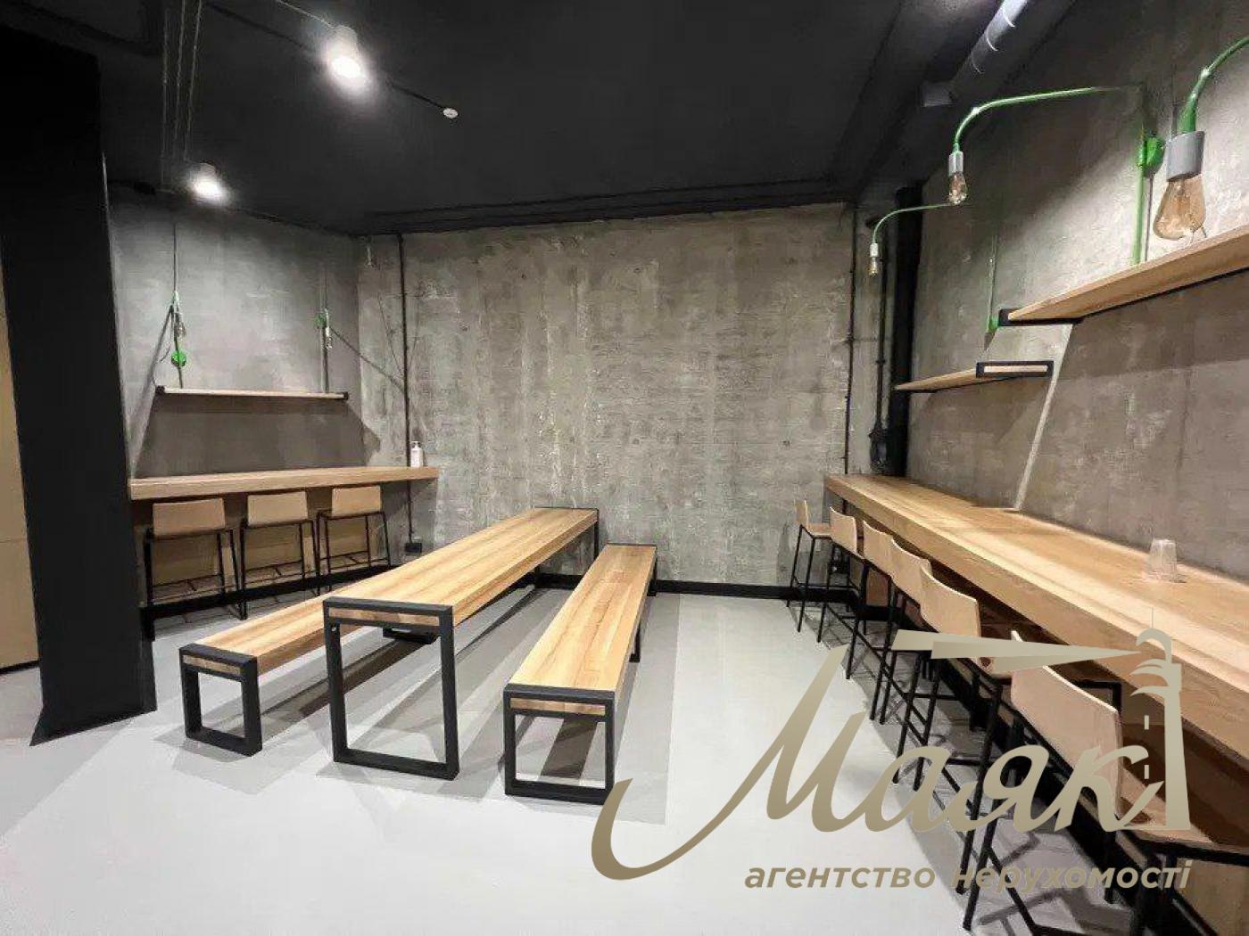 Оренда офісу 1000 кв.м в БЦ Хвиля (Wave) вул. Коновальця 36Д