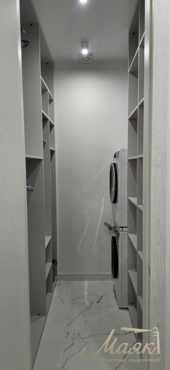 Продаж 2-х кімнатної квартири в ЖК Ярослав Град вул. Бульварно-Кудрявська (Воровського), 17-А