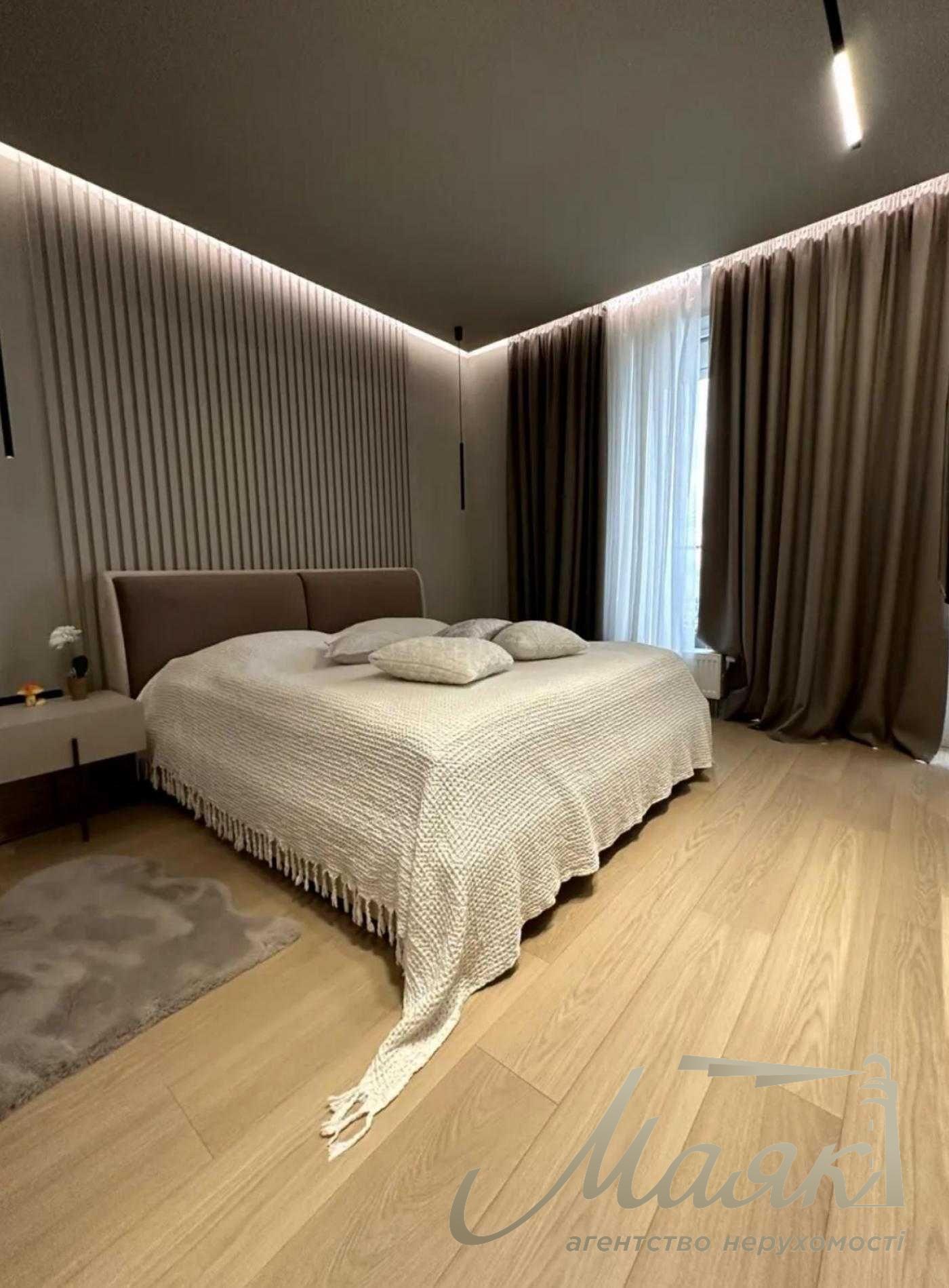 Продажа 2-комнатной квартиры 45м2  в ЖК «Французский квартал 2», Центр Киева, ул. Джона Маккейна, 3А, Печерский район.