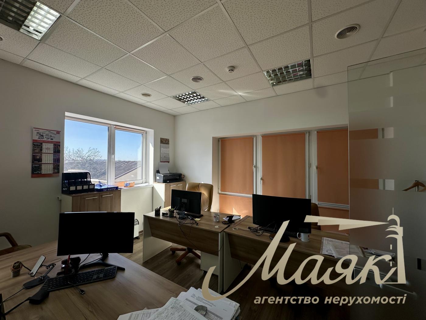 Rent a front building (656m2) on 7.5 hectares, Sadovaya street, with. Sofievskaya Borschagovka