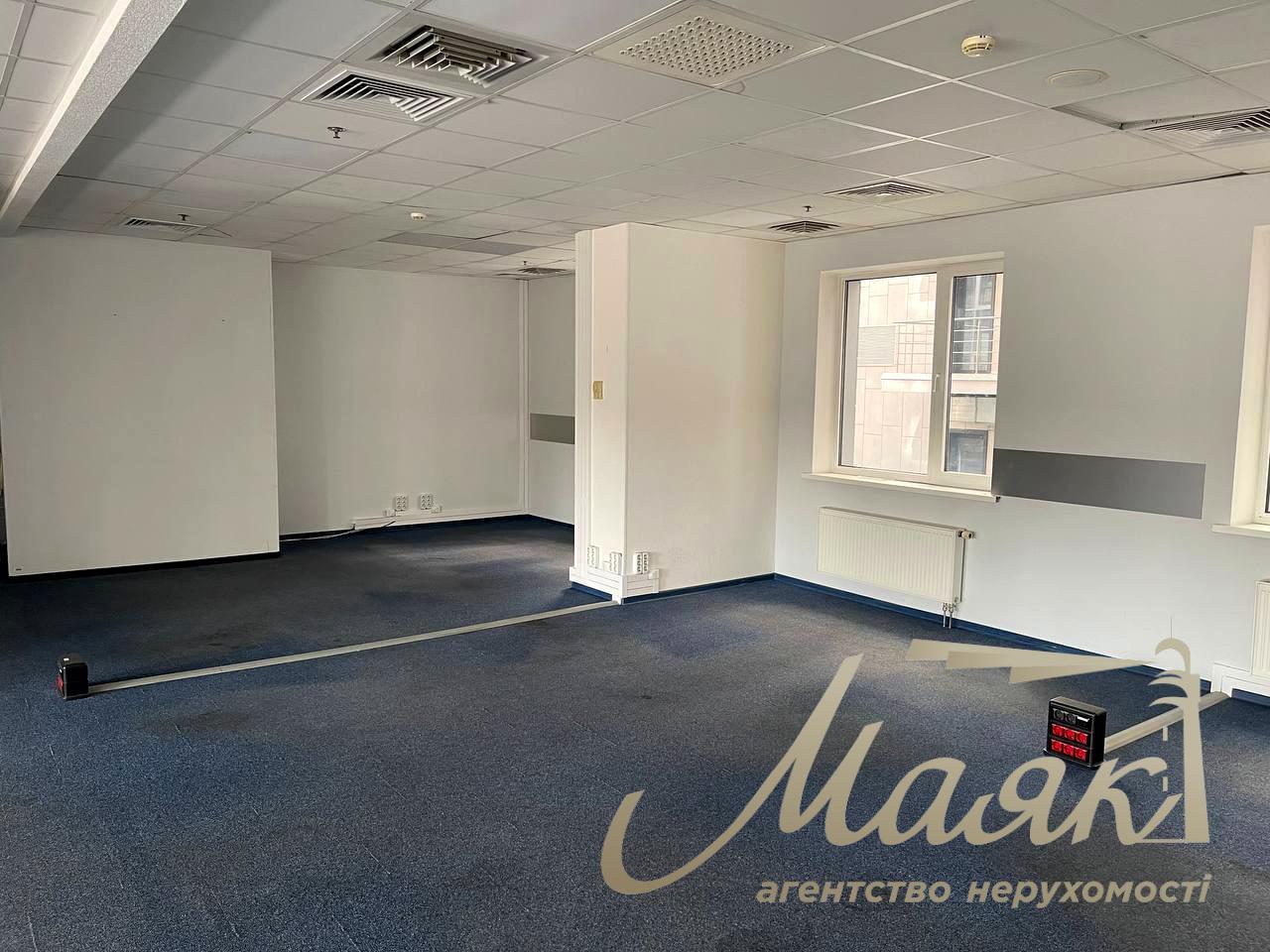 Оренда офісу площею 1500 м² у бізнес-центрі на вул. Фізкультури, 28, Олімпійська