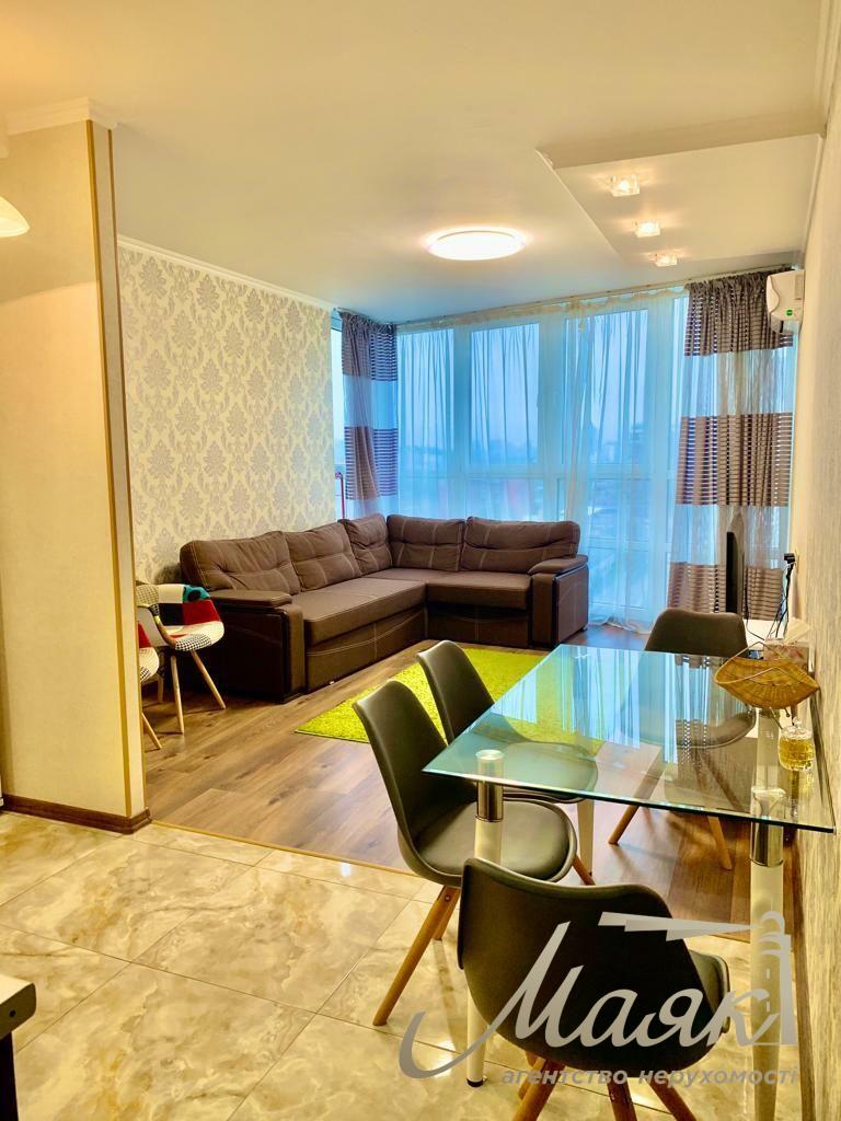 Rent 3k apartment LCD Lybid, Kazimir Malevicha str., Palats Ukraina