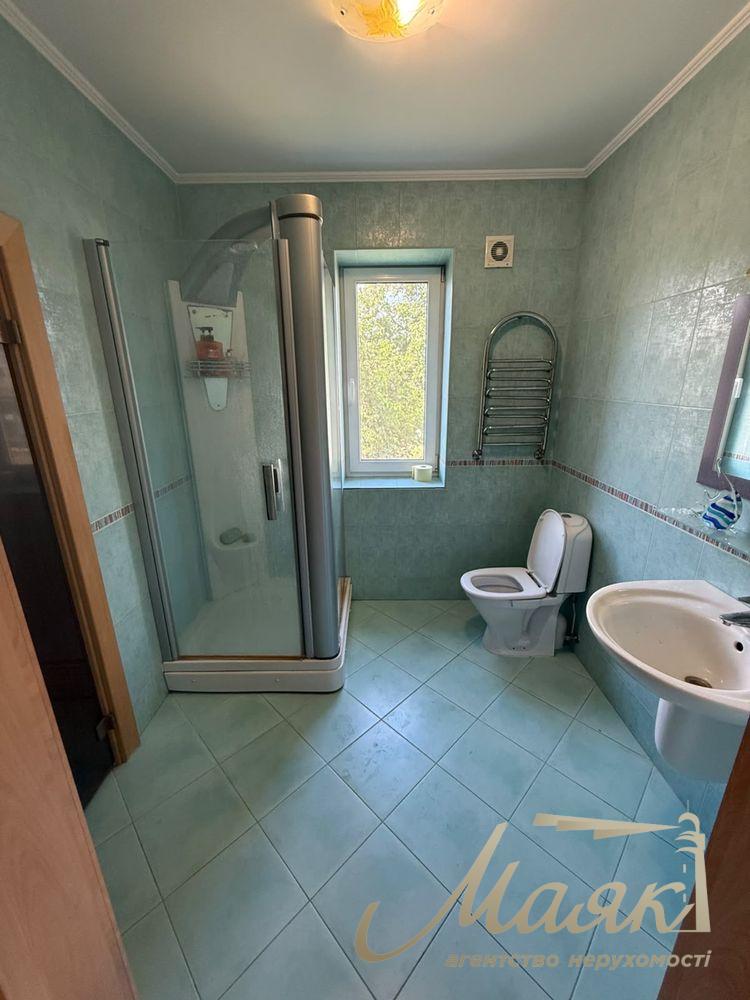 Оренда будинку з 3 спальнями (180 м²) на ділянці площею 30 соток у с. Білогородка