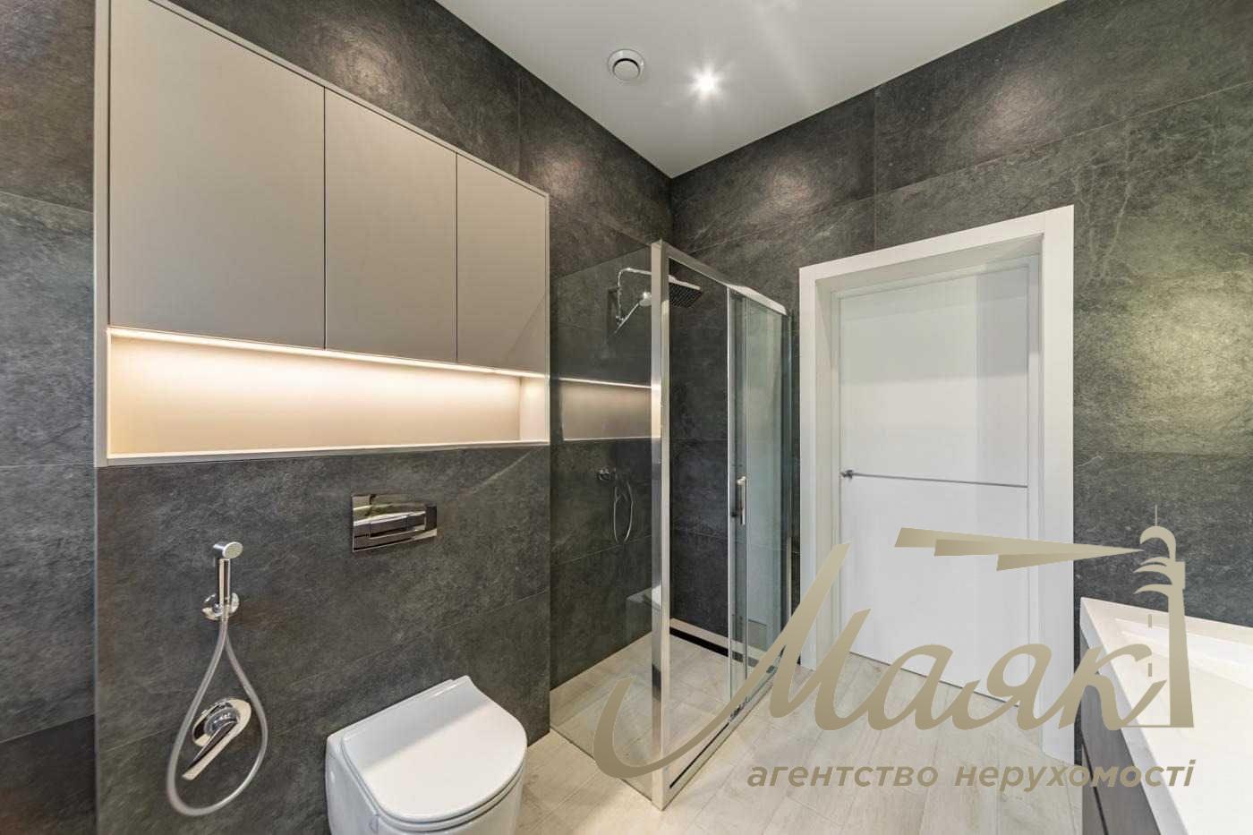 Аренда 4-х комнатного дома 178 м², первая сдача, Обуховское направление