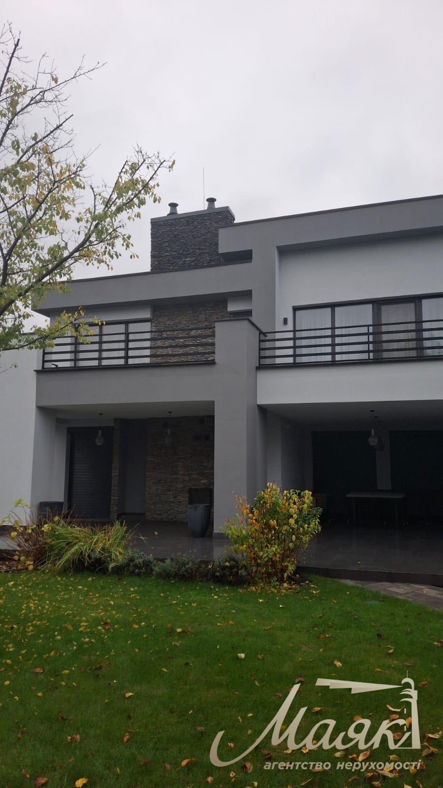 Продаж будинку (280 м²) на 8 сотках землі в с. Нові Безрадичі, Обухівський район