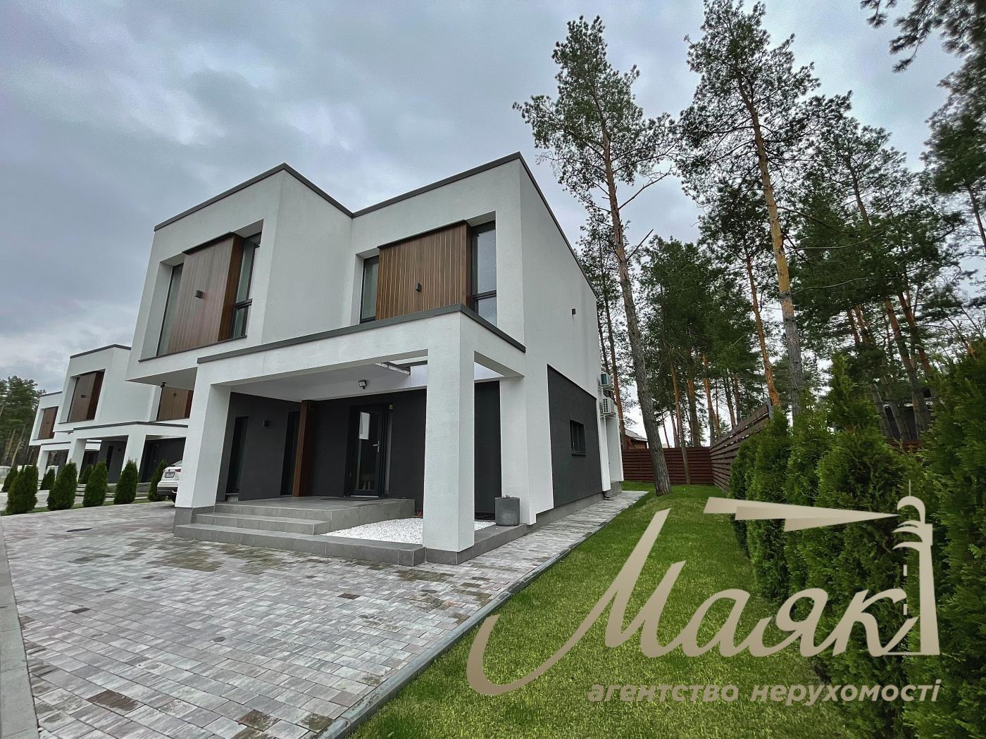 Rent a 150-square-meter two-story house in the “GoldFish” residential complex, Lebedevka, Vyshgorod District