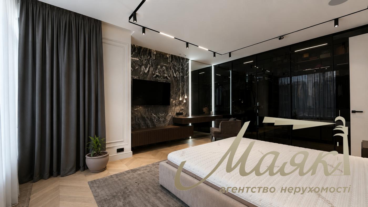Продаж 4-кімнатної квартири площею 180 м² з двома терасами у ЖК «Park Avenue VIP», Голосієво, вул. Демеївська,