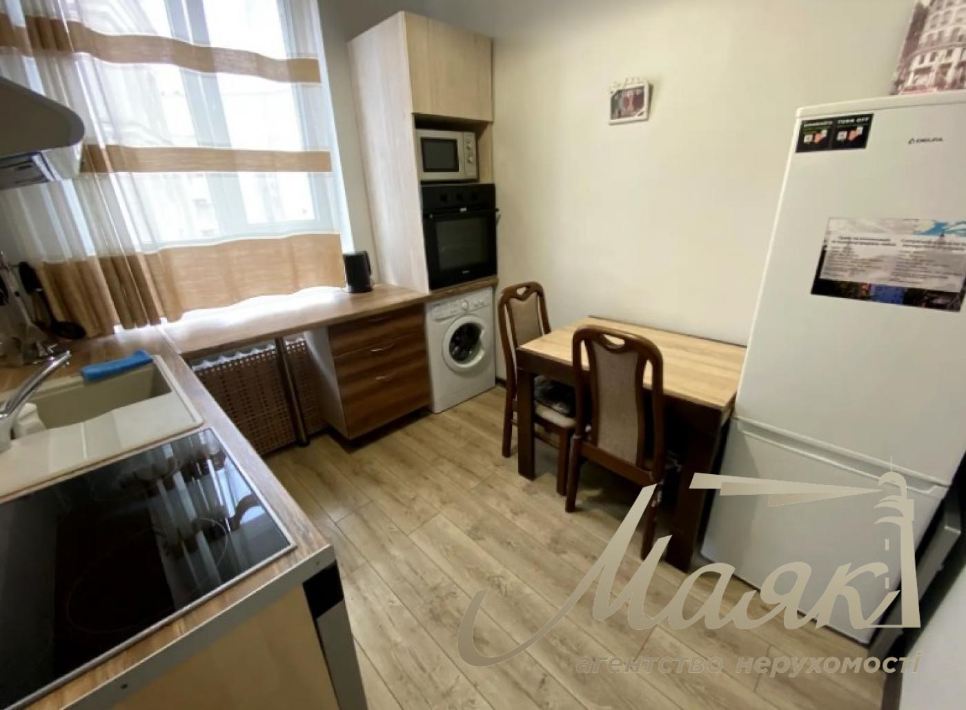 Оренда 3х кімнатної квартири, вул. Софіївська1, Майдан Незалежності