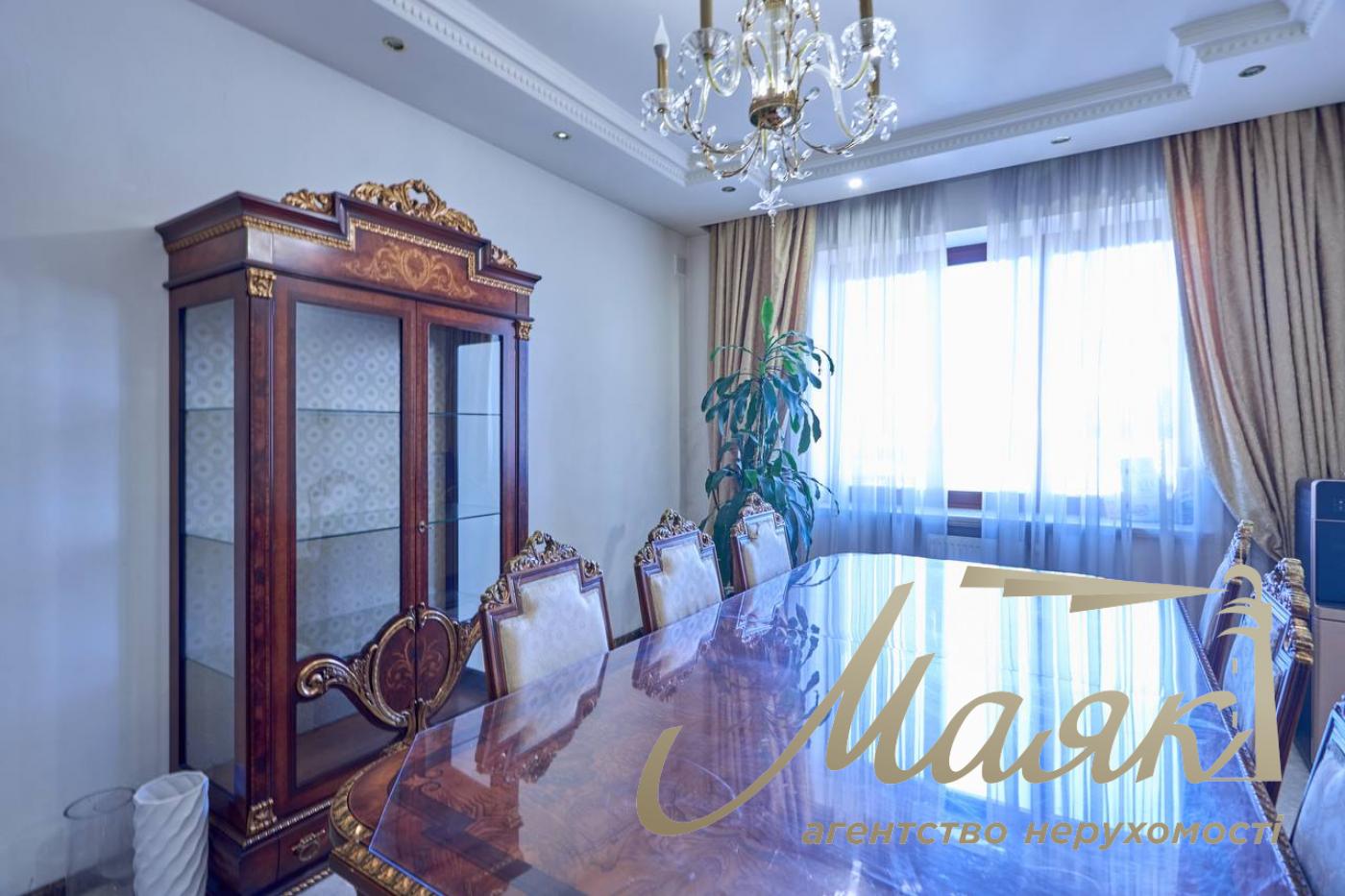 Оренда 4 кімнатної квартири, 163 м, Жилянська 30а, Голосіївський район