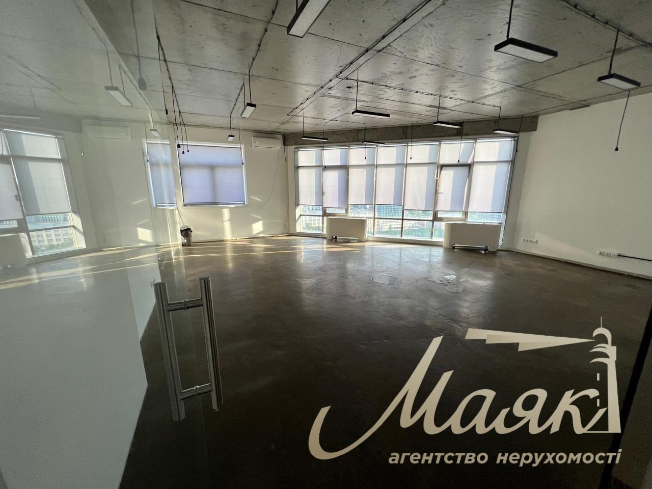 Office for rent 190m2 shopping center Olympic str. Bolshaya Vasilkovskaya 72 Center