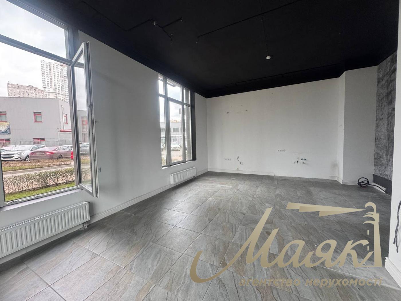 Rent commercial frontage 93m2, Residential Complex Seven