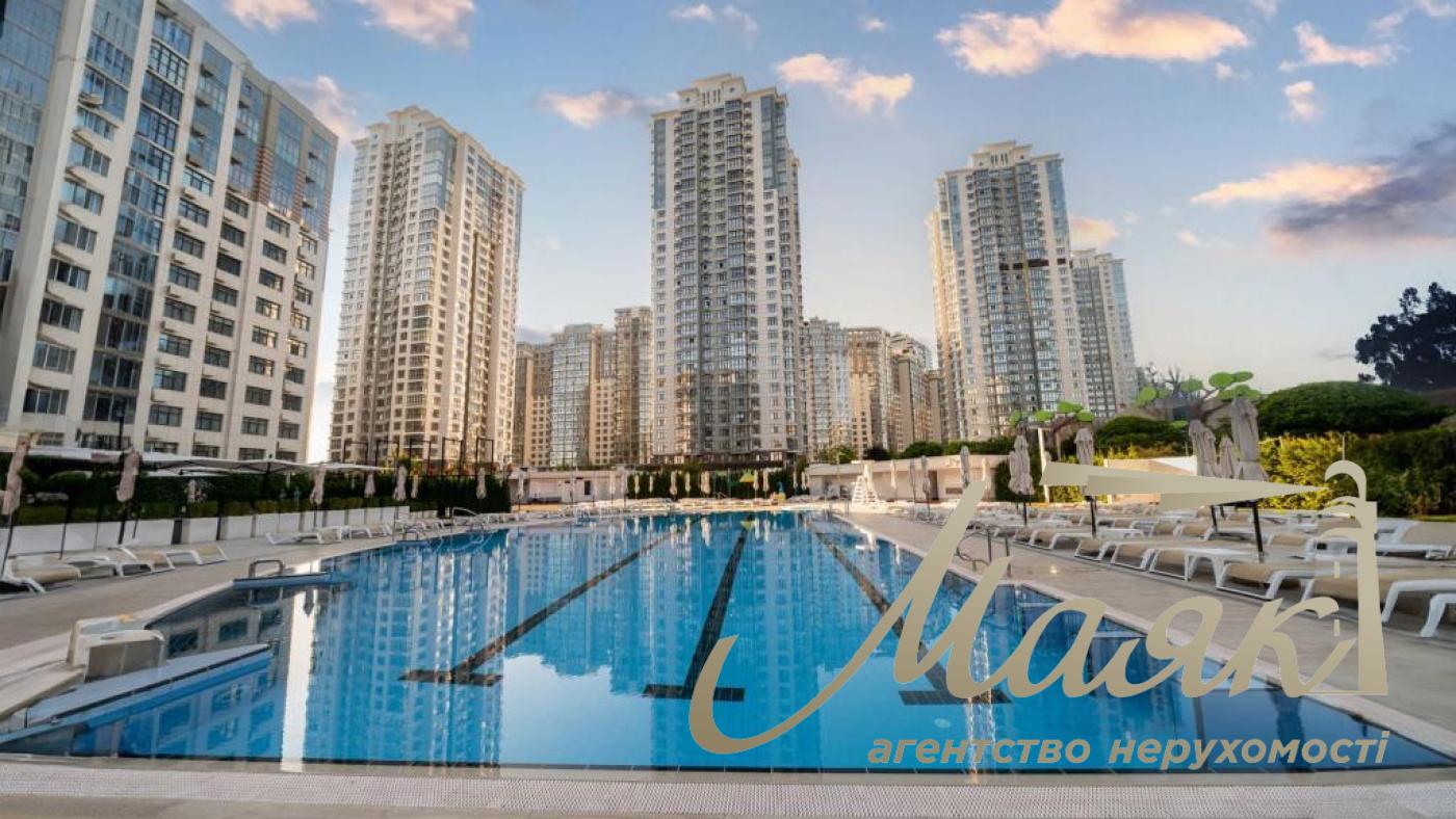 Parking Space for Rent in Downtown Kyiv, Pecherskyi District, “Novopecherski Lipki” Residential Complex, 3 Dragomirova/Verkhoglyada Street, Buildings 16 and 20