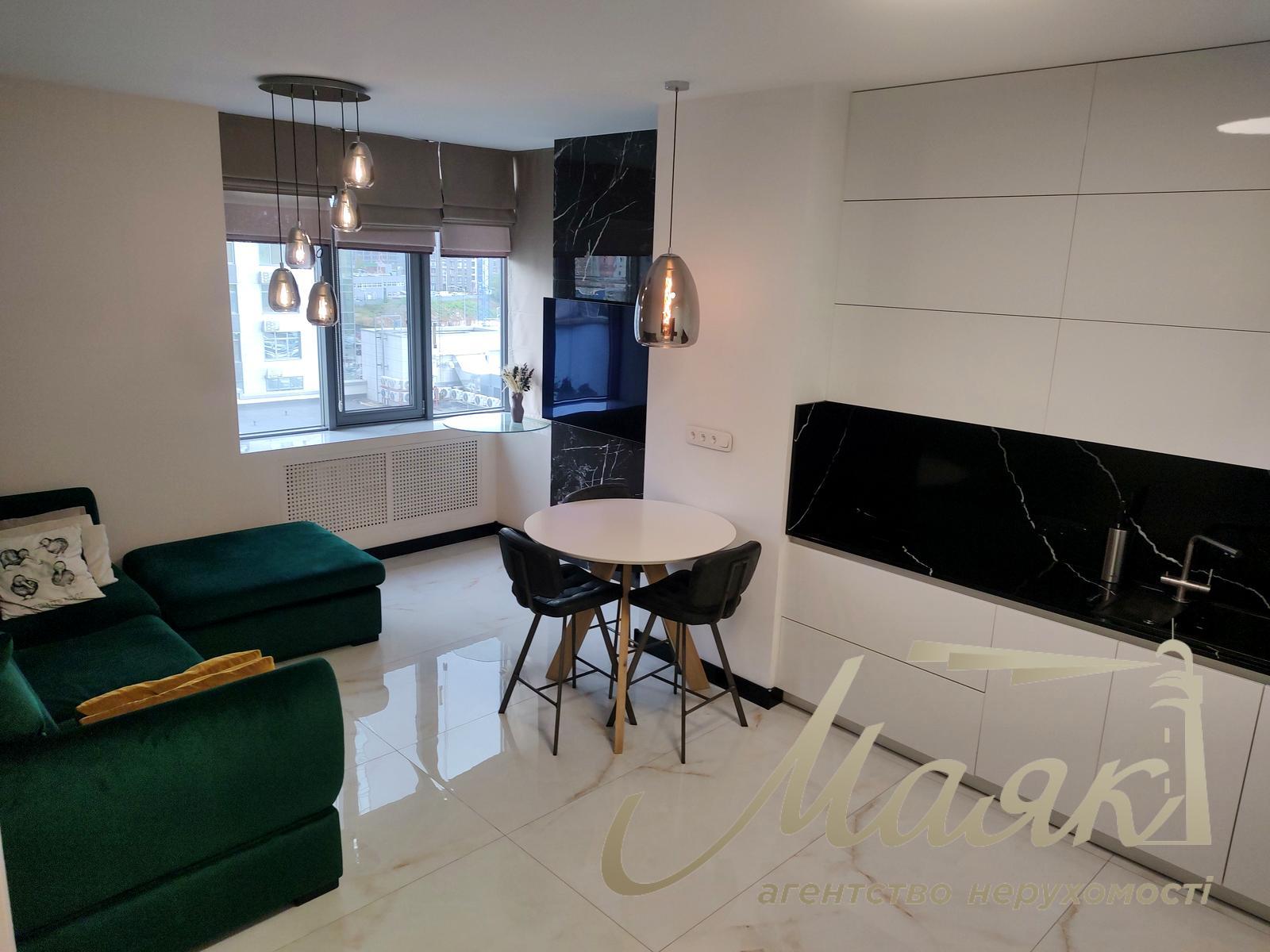 Оренда 3-кімнатної квартири в ЖК РіверСтоун, Трускавецька вул., 10-Г