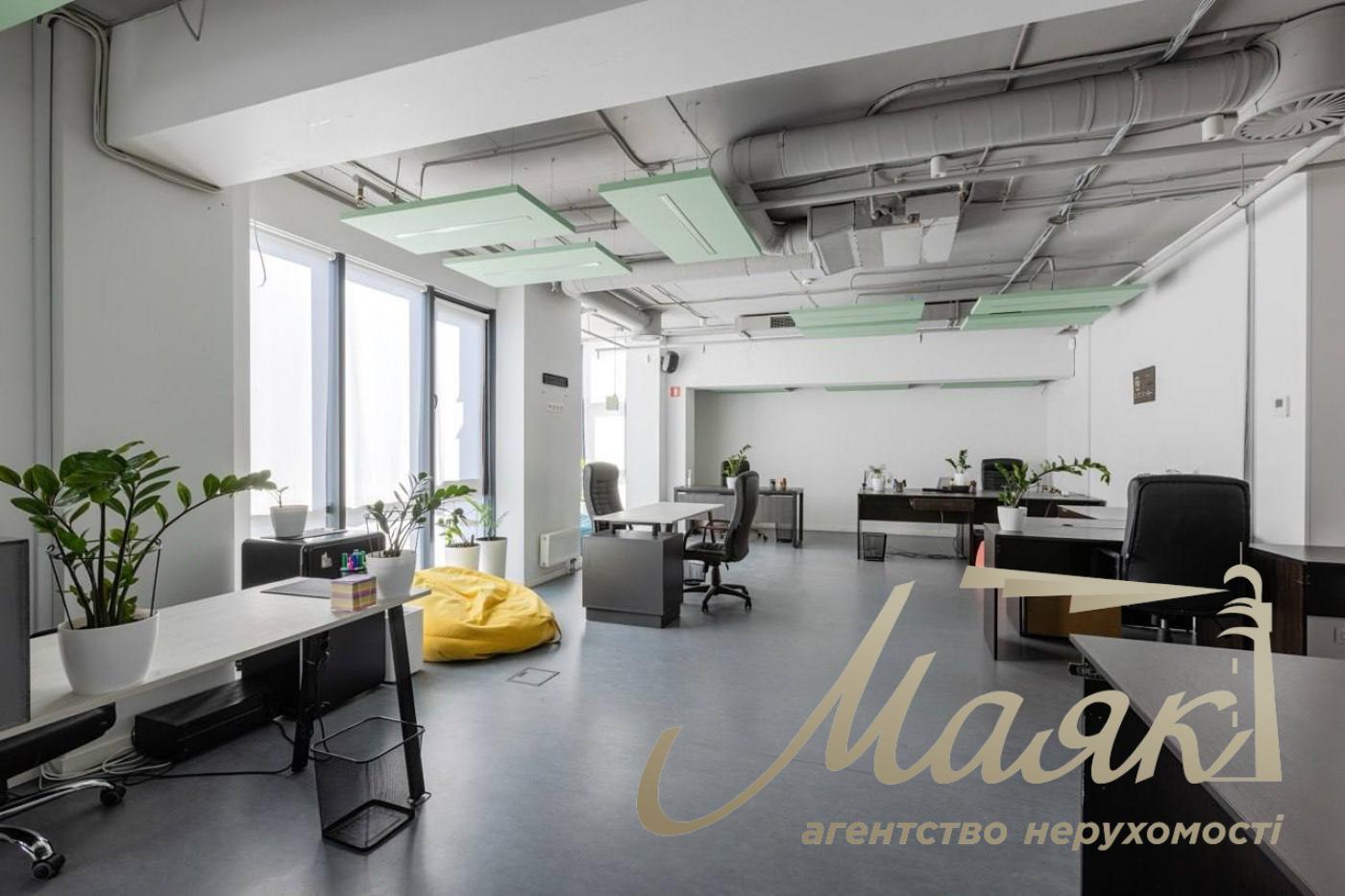 Оренда автономного офісу площею 174 м², ЦЕНТР