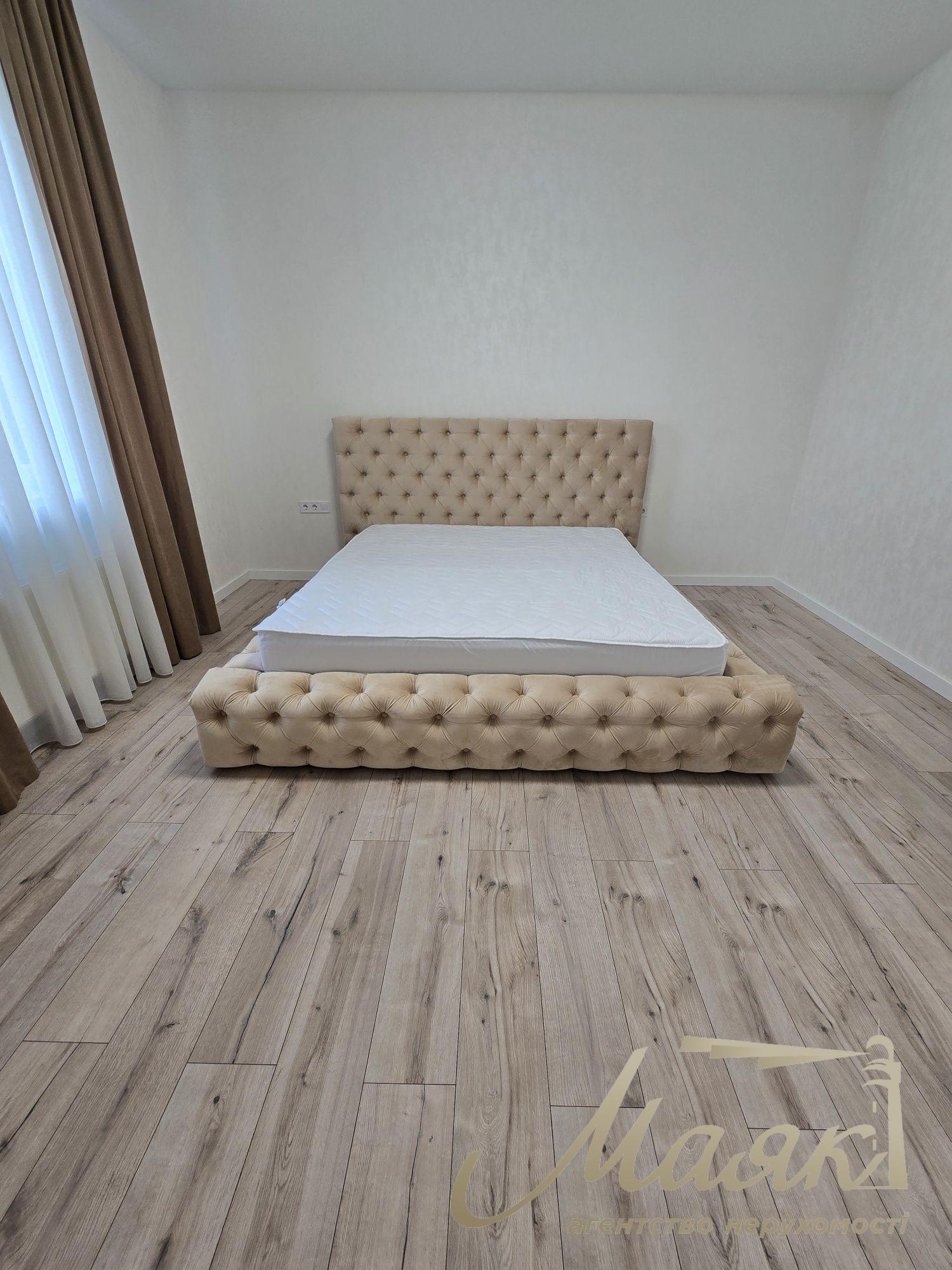 Оренда сучасного будинку площею 137 м² з каміном та терасою в Козині