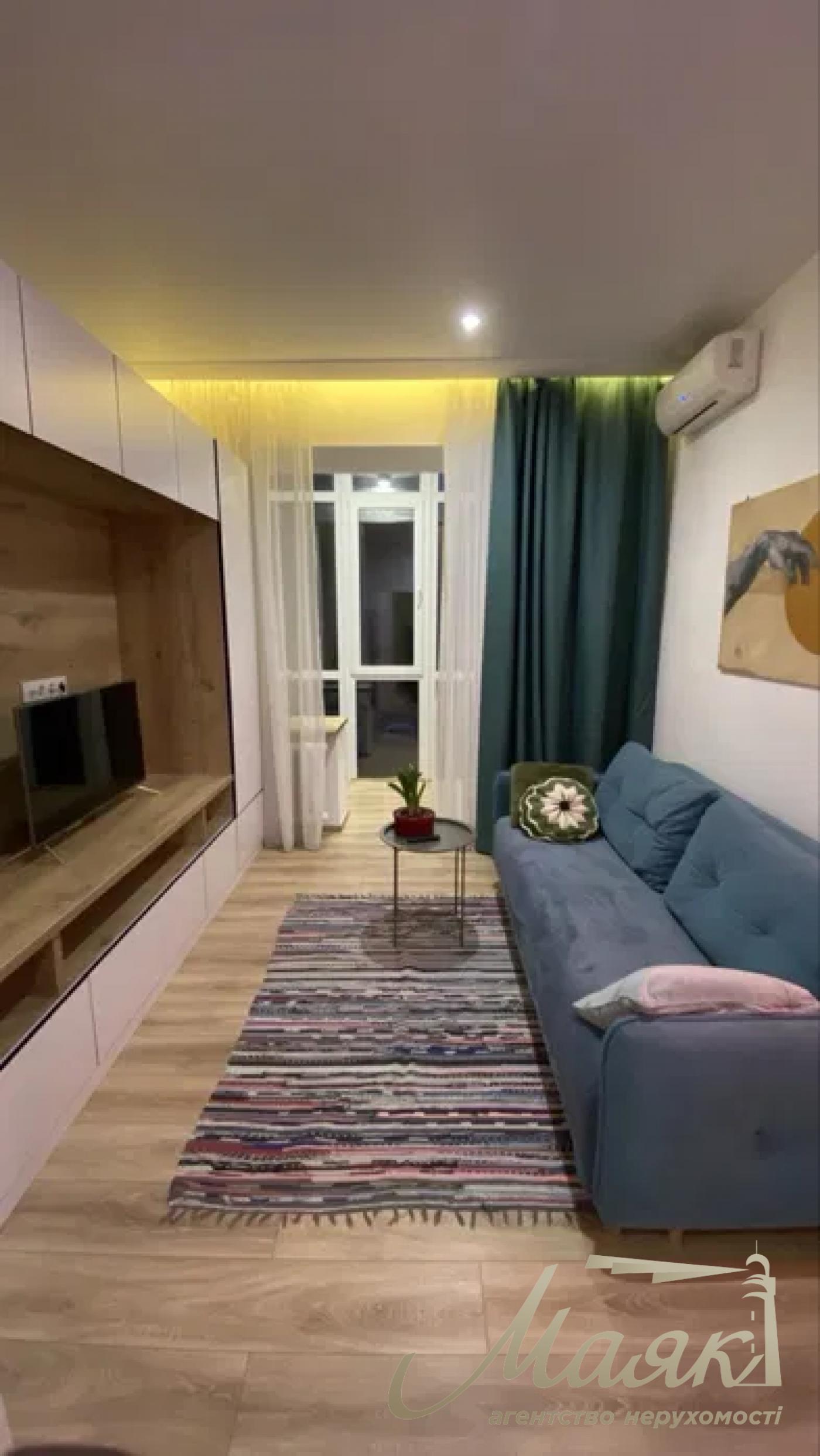 Rent 2 k apartment 50 m², John McCain St., Pechersk