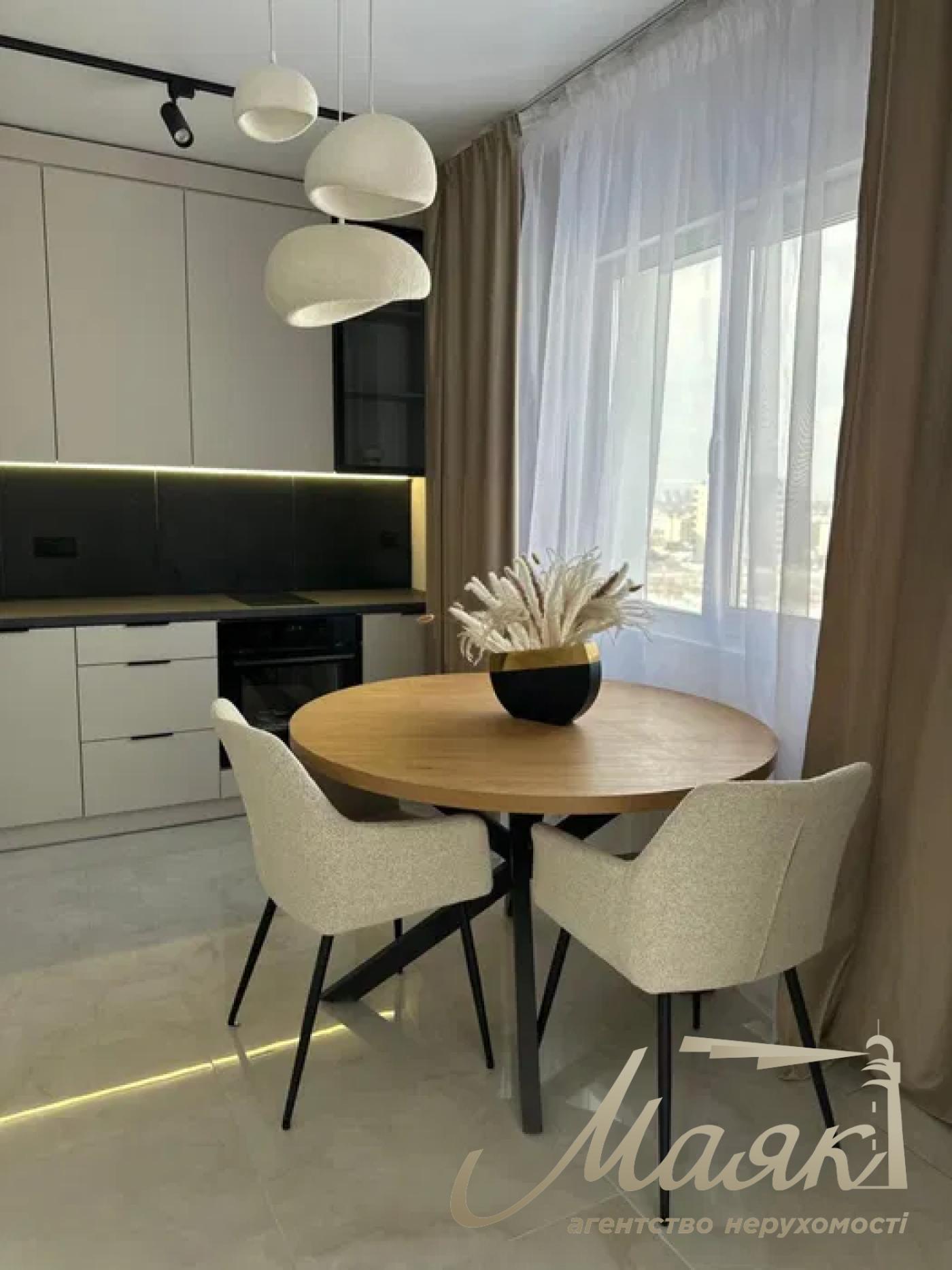 Продажа 1-комнатной квартиры (евро-2) в ЖК «Новая Англия», дом «Ноттингем», Голосеевский район