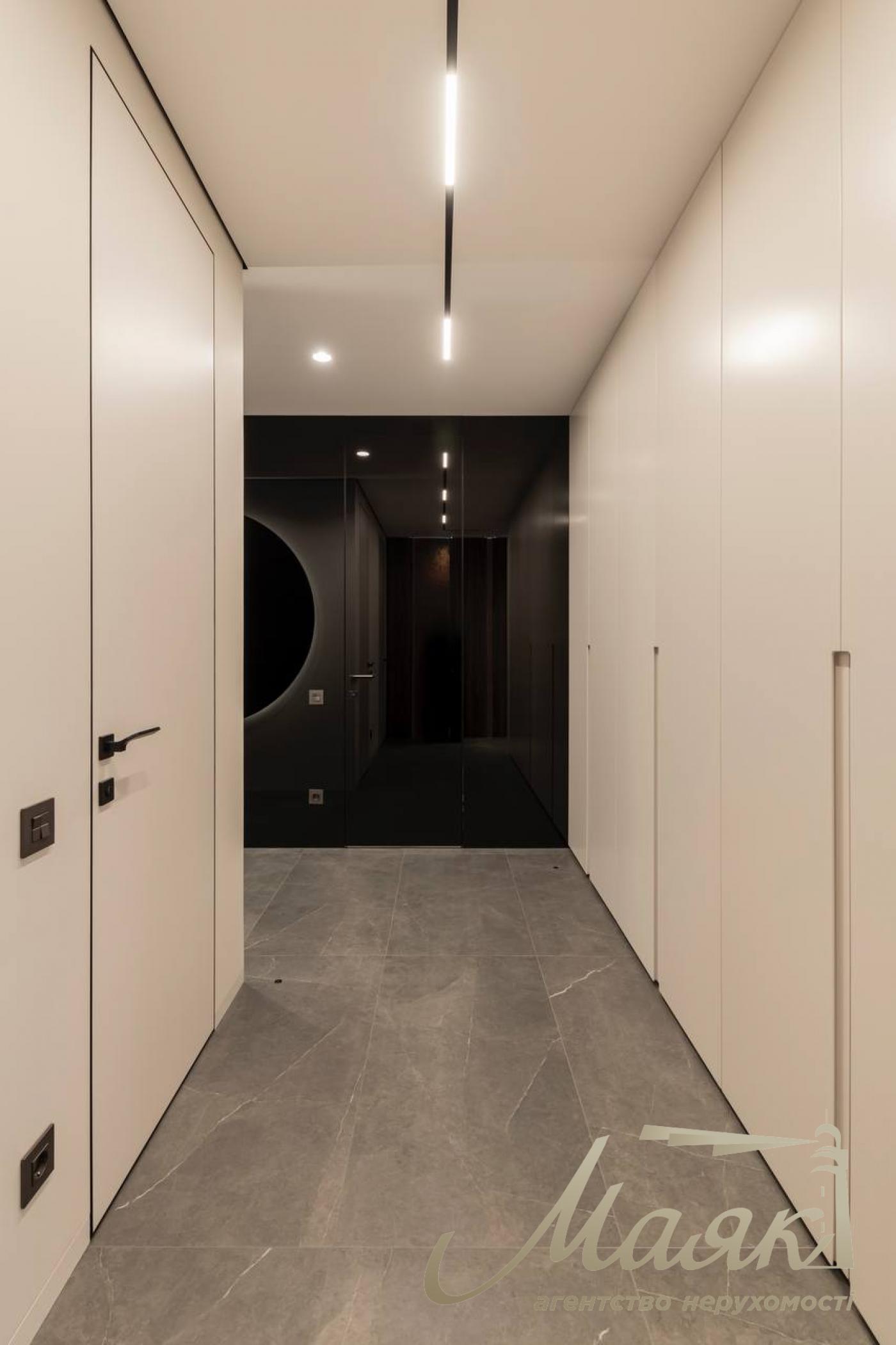 80-square-meter apartment for rent in the French Quarter 2 residential complex, Predslavinskaya St., Downtown, Kyiv