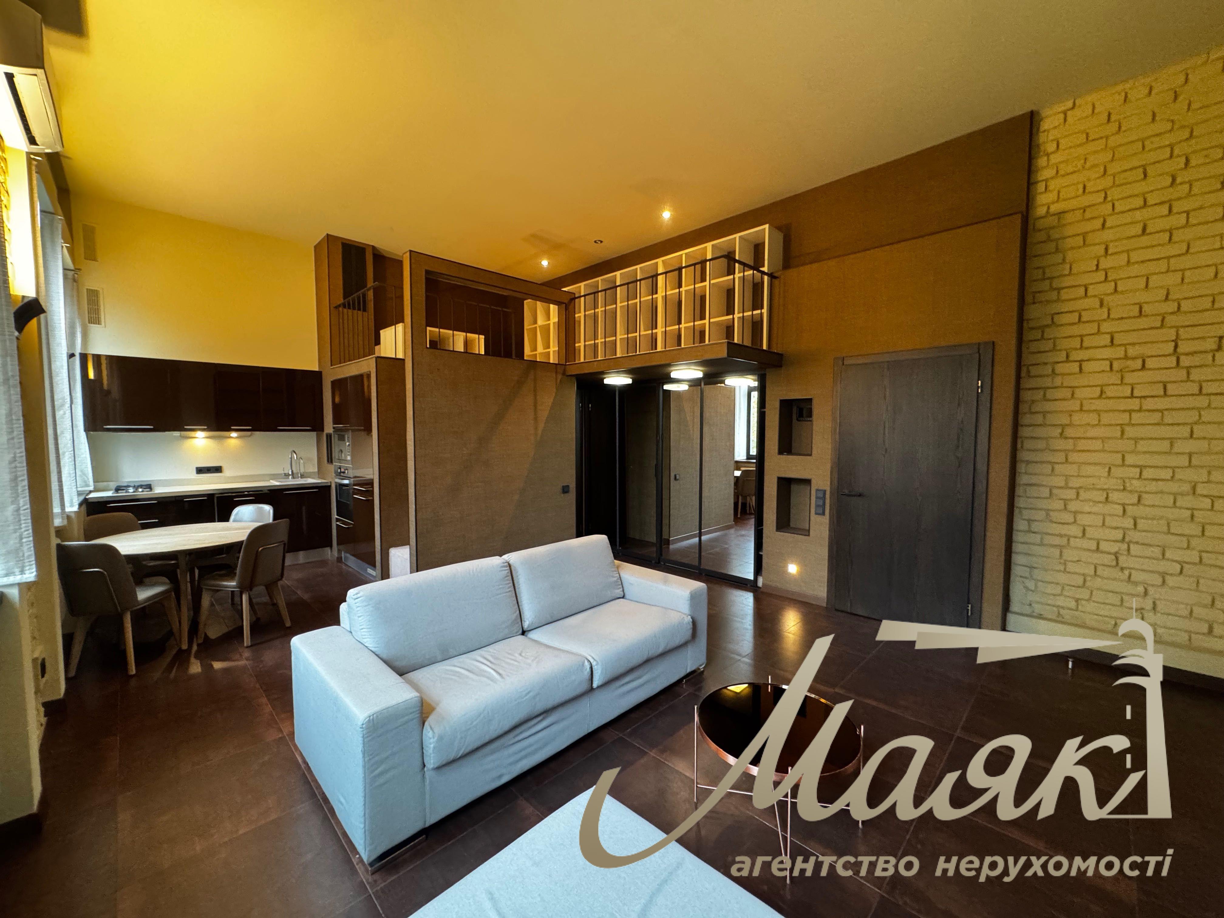 Продажа 3-комнатных апартаментов, 76 м², ул. Лысенко, 1, район Золотые Ворота, Киев