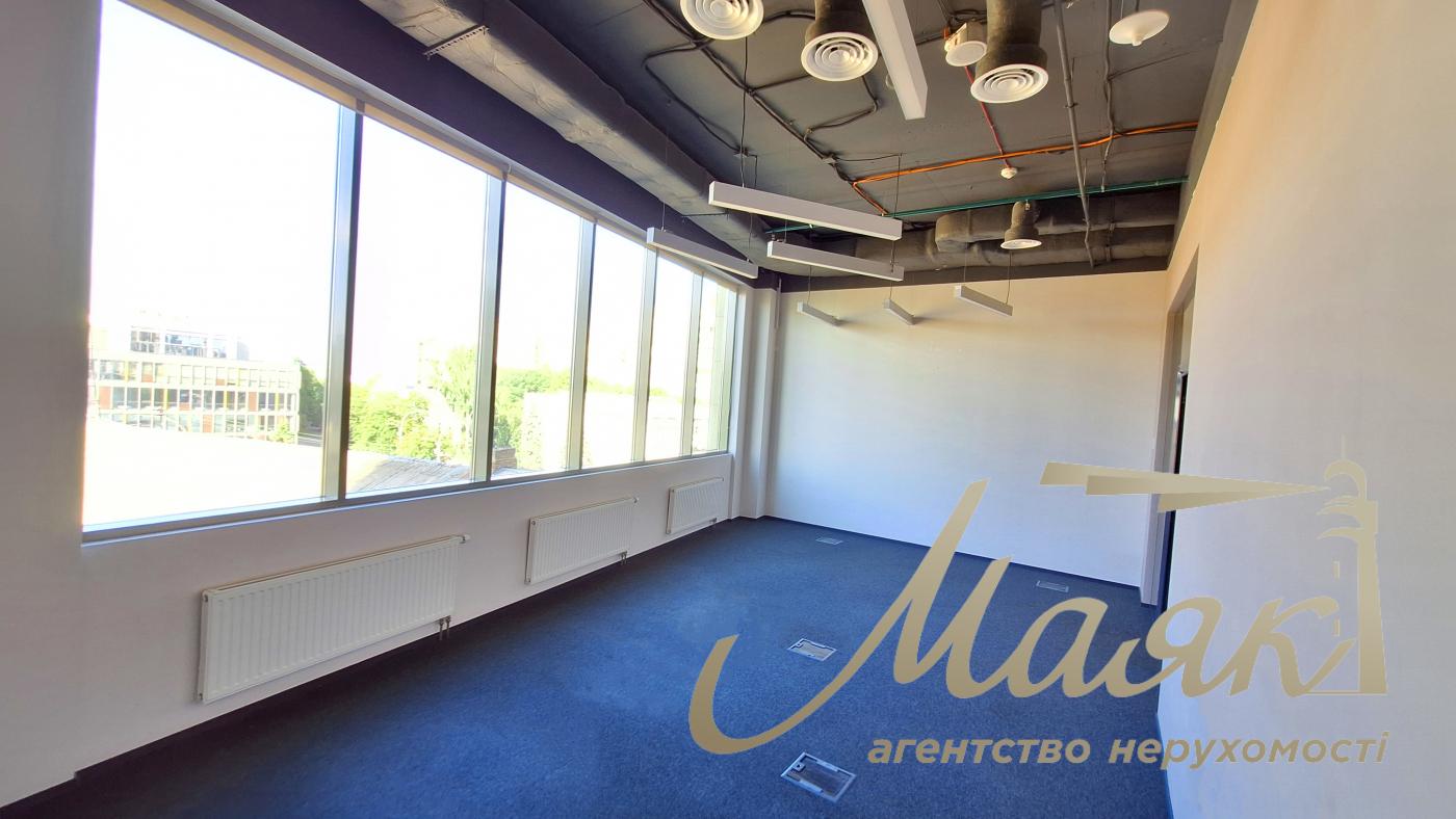 Оренда офісу 203м2 у БЦ класу А, вул.Князів Острозьких 32/2, Печерський район.