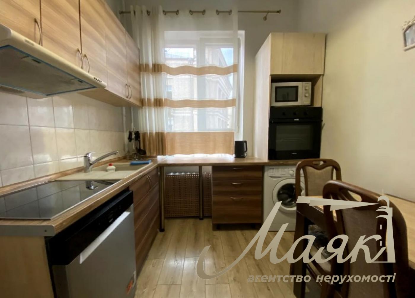 Аренда 3-х комнатной квартиры по ул. Софиевская, 1, Центр.