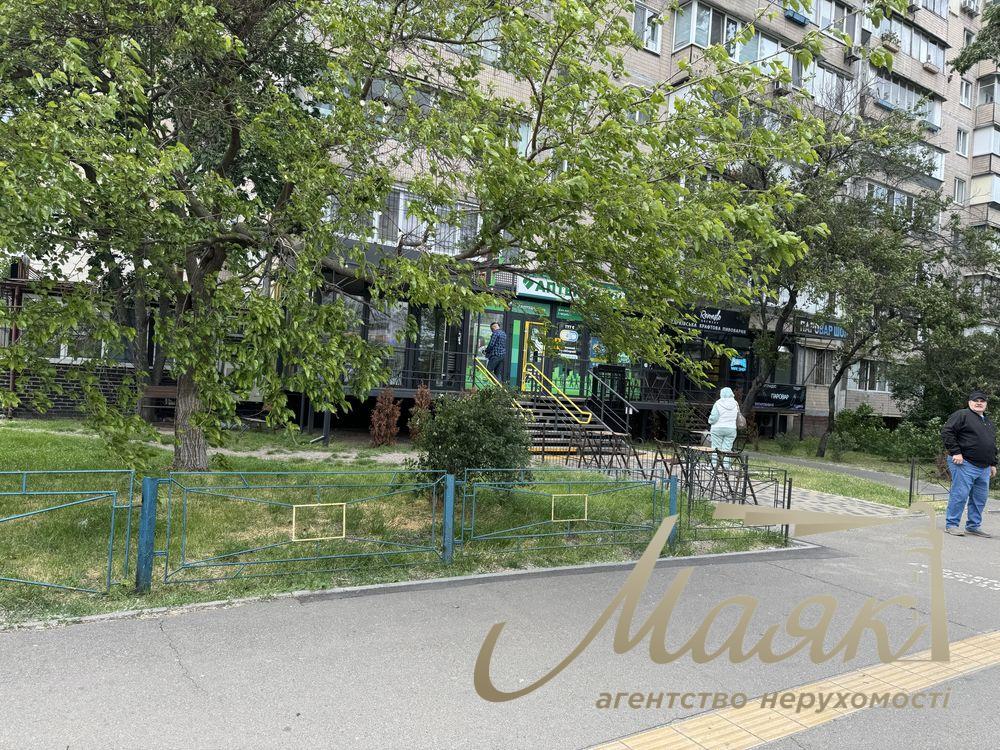 Оренда приміщення 54 м2, вул Героїв Полку Азов 15/3