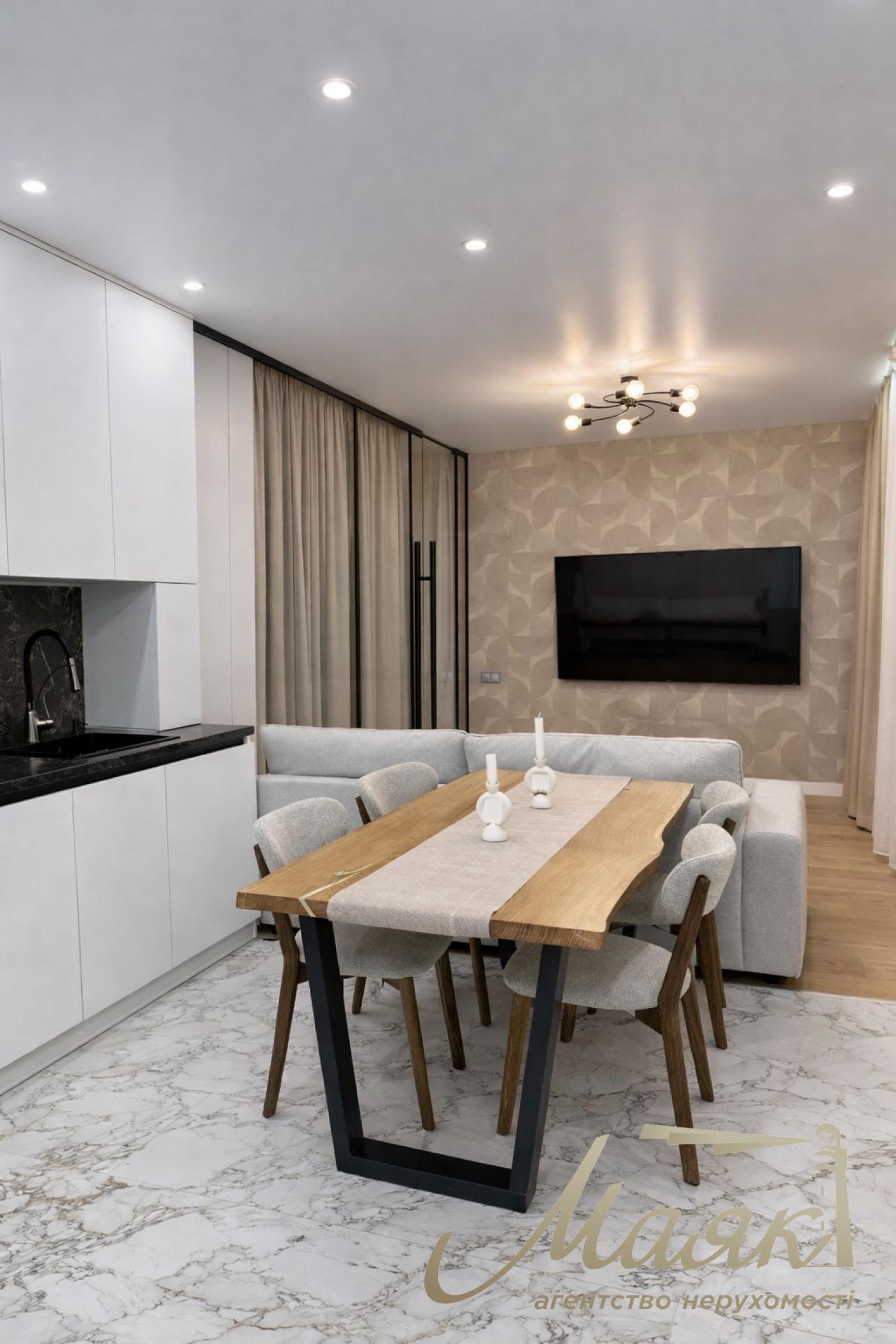 Продаж 3-х кімнатної квартири в ЖК Новопечерська Вежа