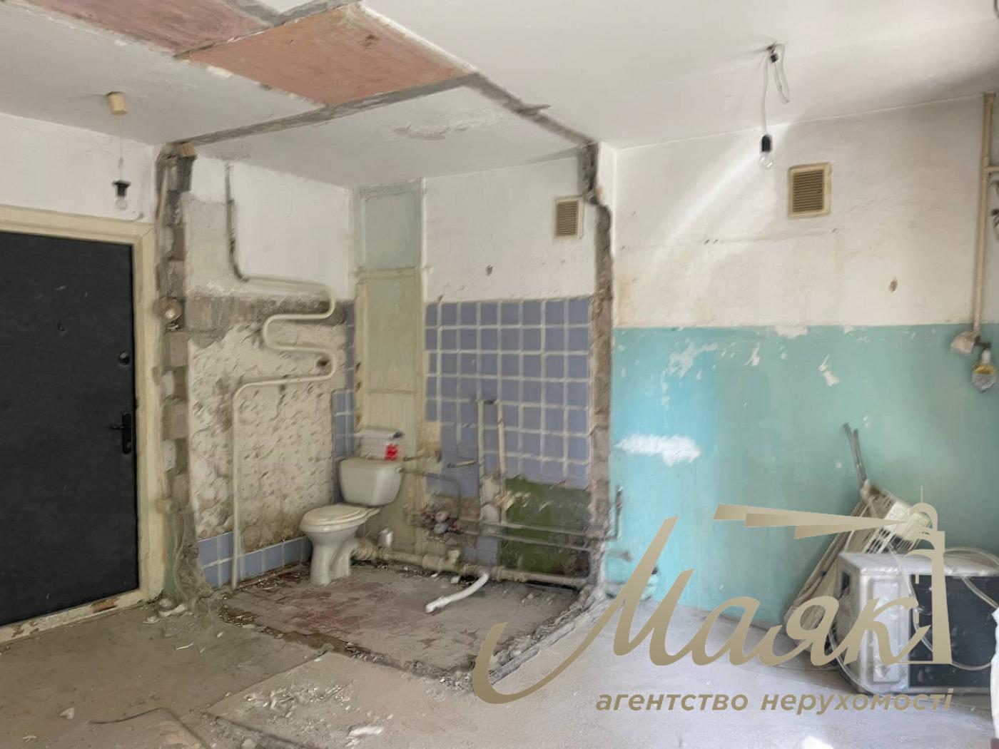 Оренда фасадного комерційного приміщення площею 25 м² | Печерськ | вул. Лескова