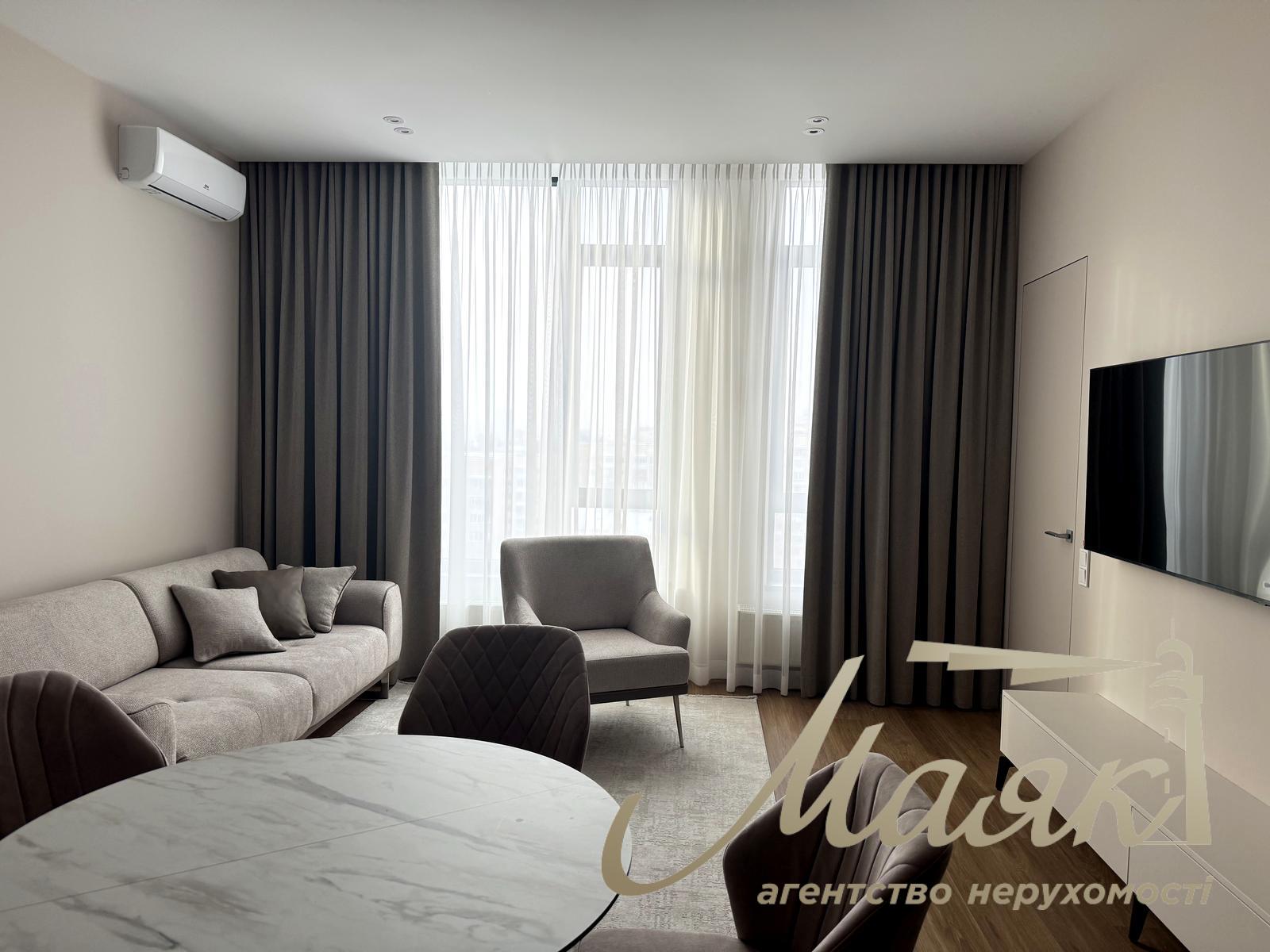 Rent 2-bedroom apartment in LCD Triiinity str.Vasylia Tyutyunnika 43