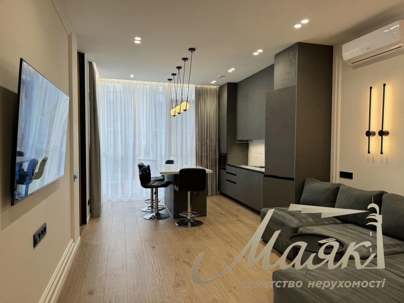 Продаж 2х-кімнатної квартири 81м2 в ЖК "Французький квартал 2" з ремонтом, Предславинська 44, Печерськ
