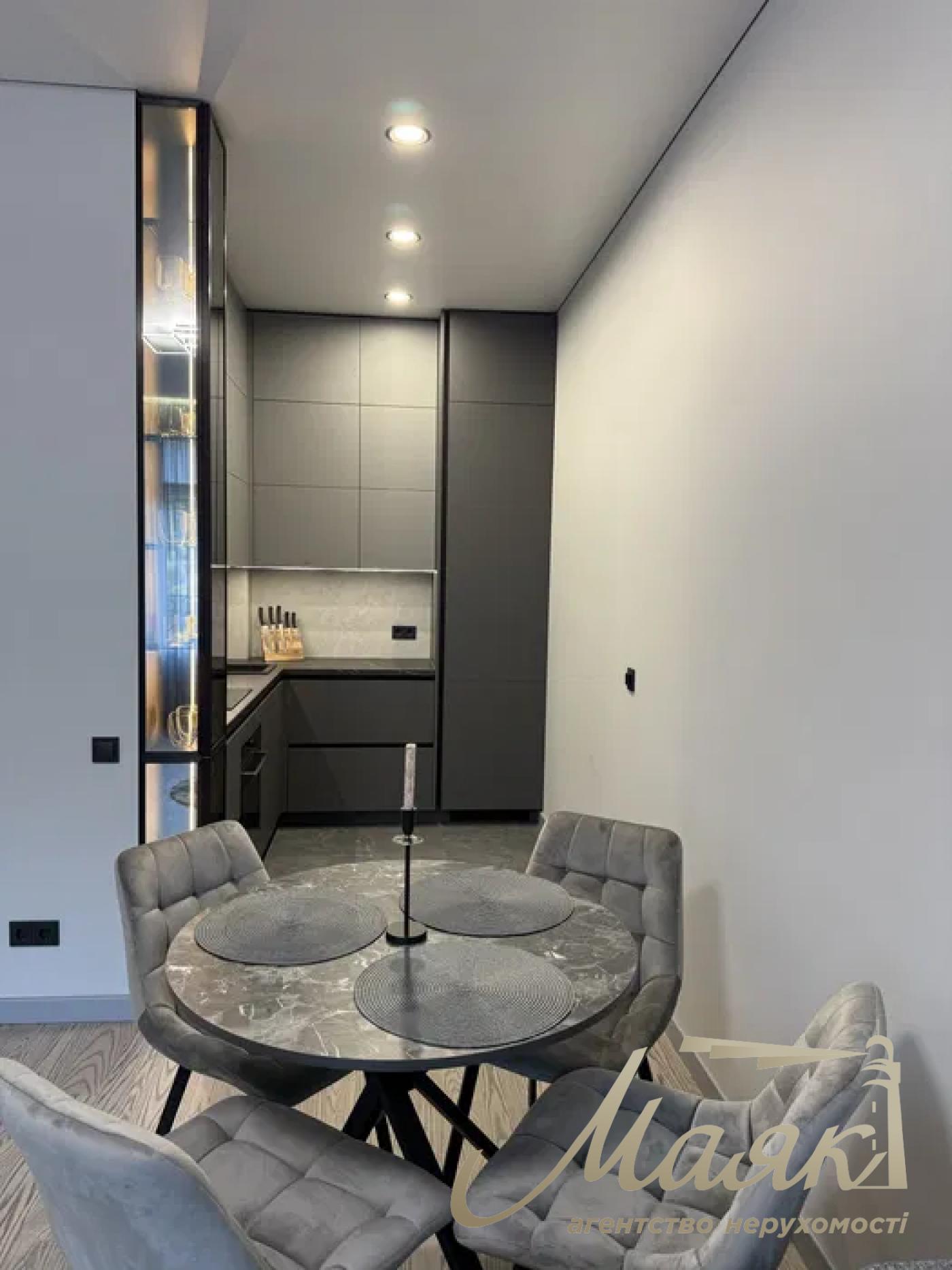 Аренда  1-к квартиры ЖК «52 Жемчужина» (Pechersk Plaza), Печерськ