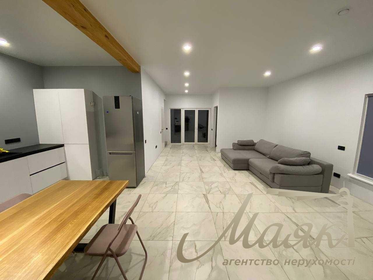 Rent a modern house-duplex 120m2 in Krukivshchyna 15 minutes to the subway