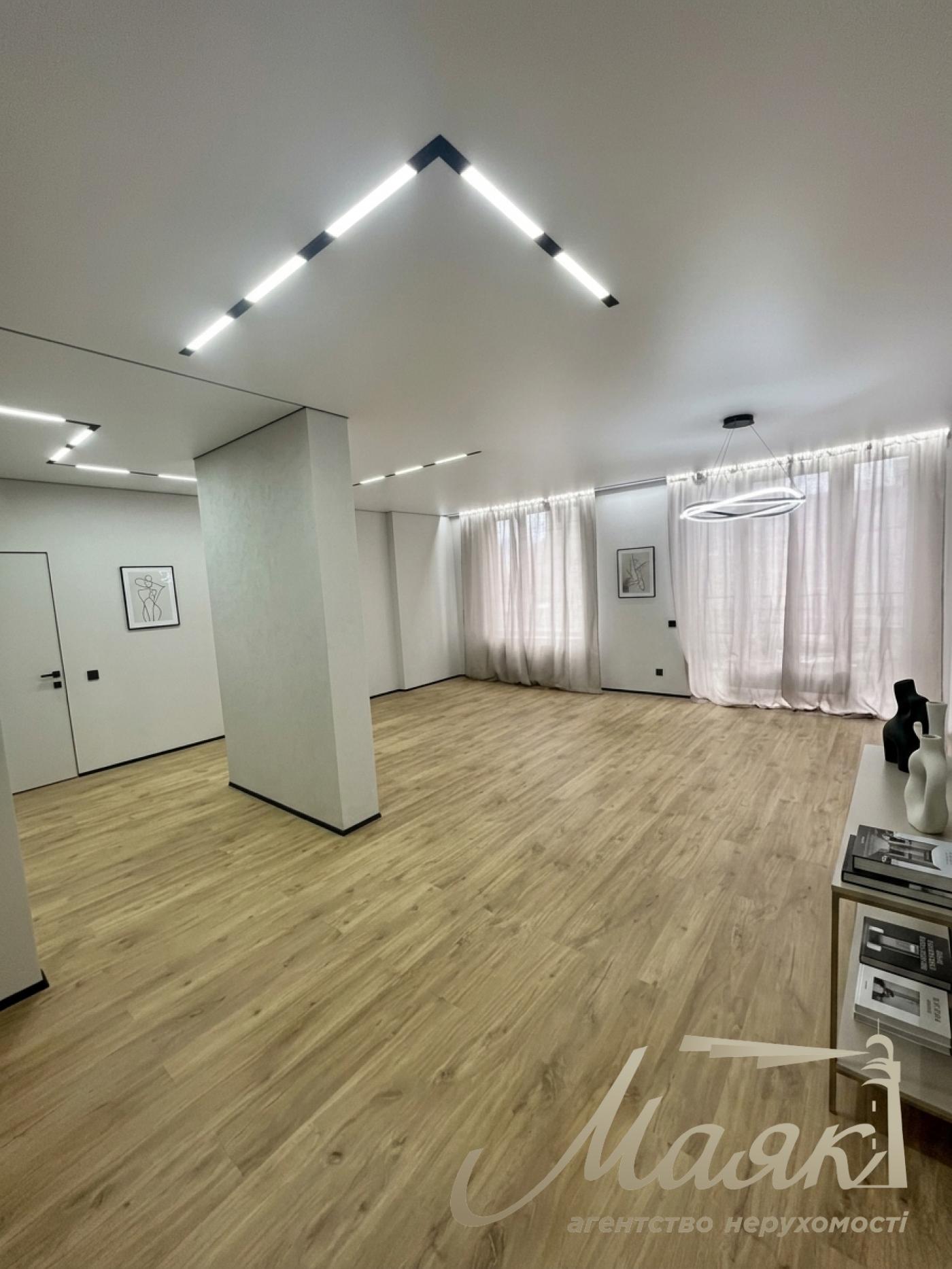 Продаж 2-кімнатної квартири у ЖК Seven, Дніпровська набережна