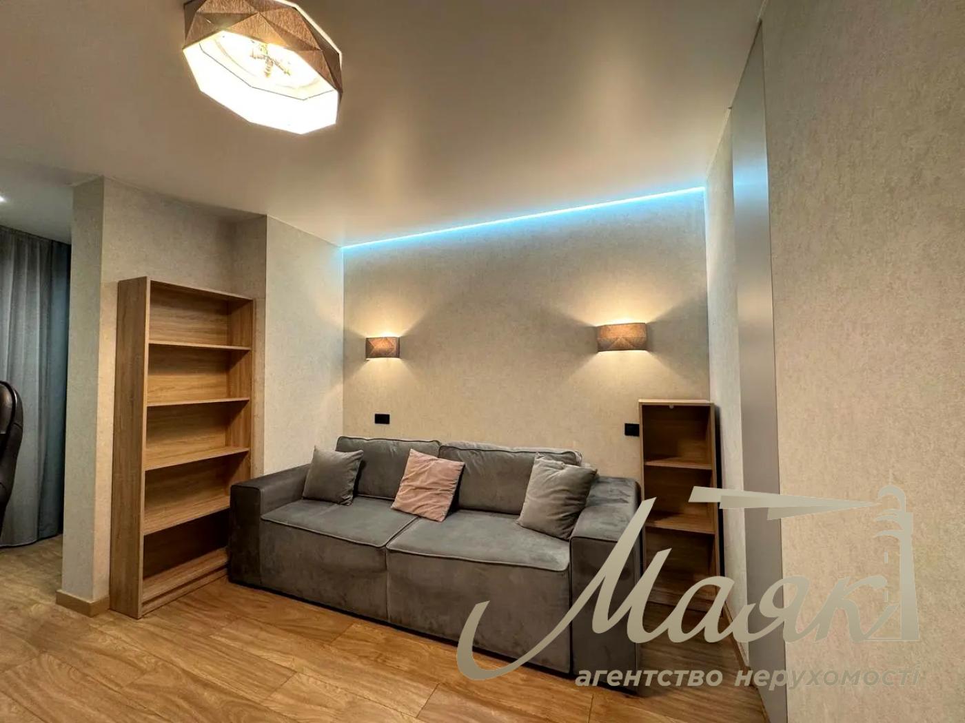 Аренда 3-комнатной квартиры в ЖК "New York concept house", Центр