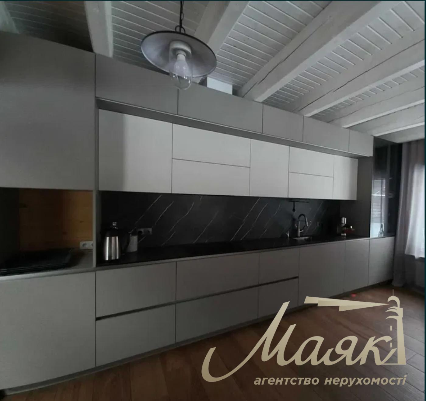Продажа 2-х этажного дома 200м2, село Беелогородка