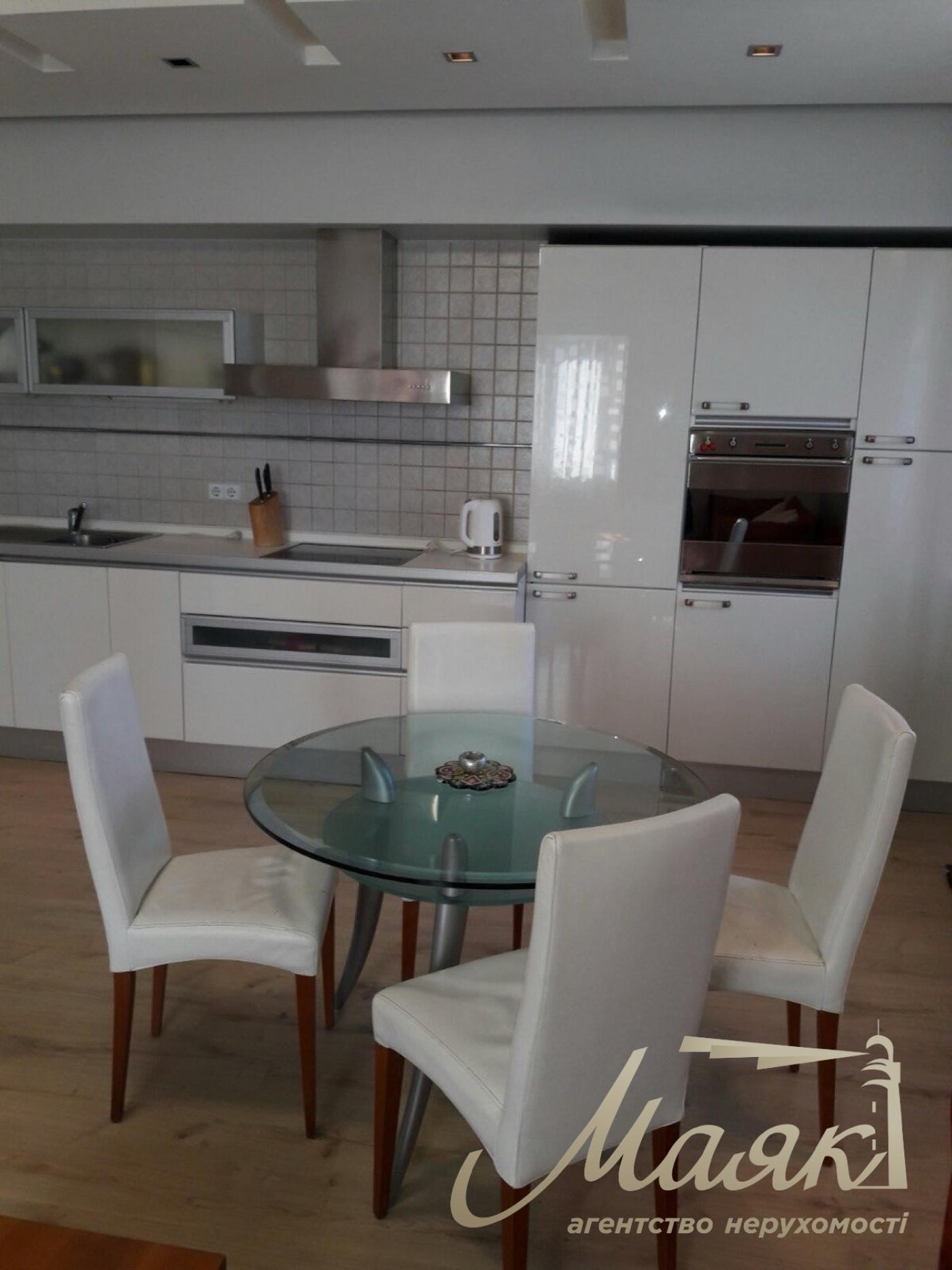 1-bedroom apartment for rent, 62 m², at 125A Antonovycha Street, Holosiivskyi District