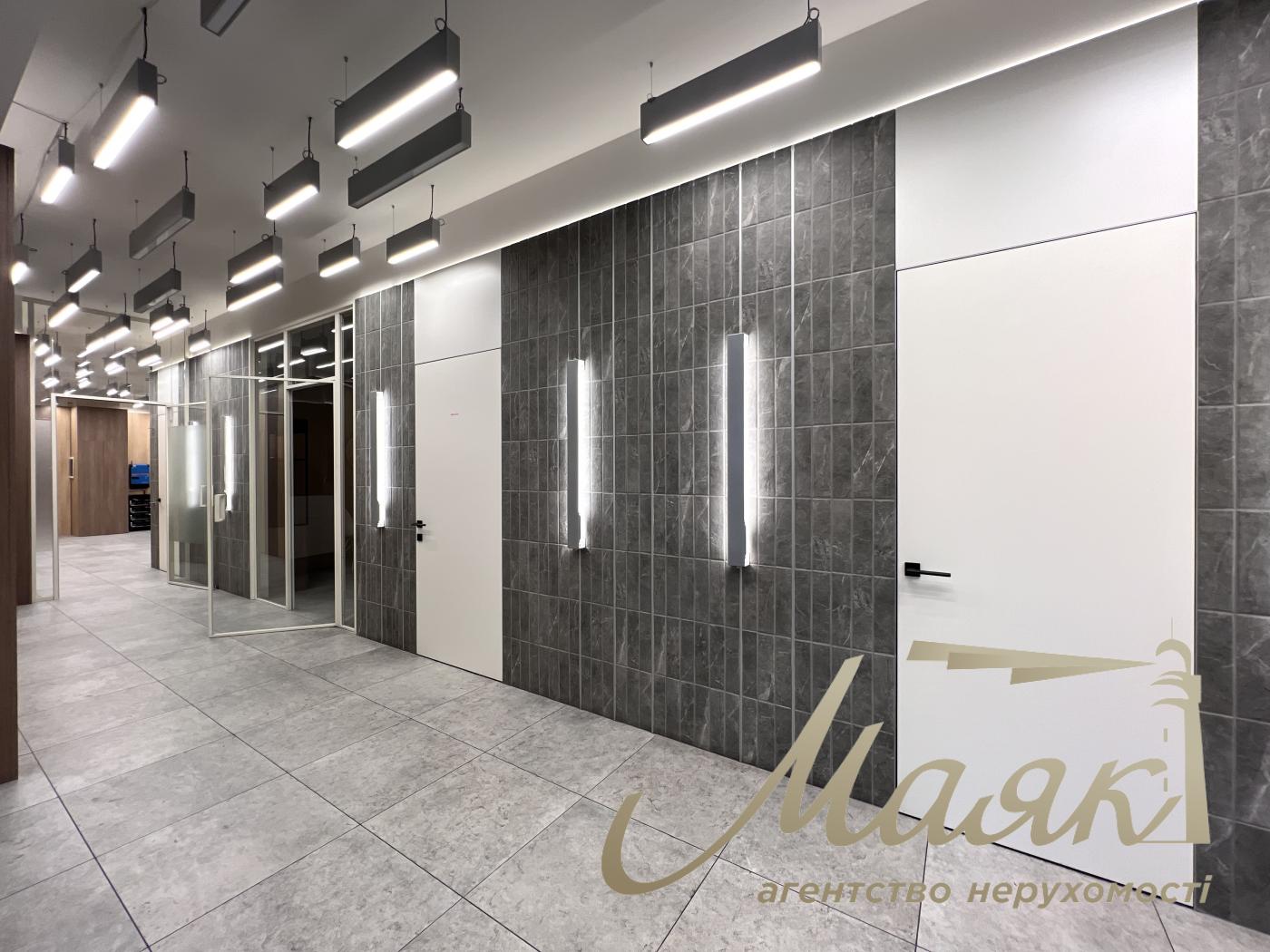 Аренда офиса 250 кв.м в ЖК А52 ул. Сечевых Стрельцов  (Артема), 44-А