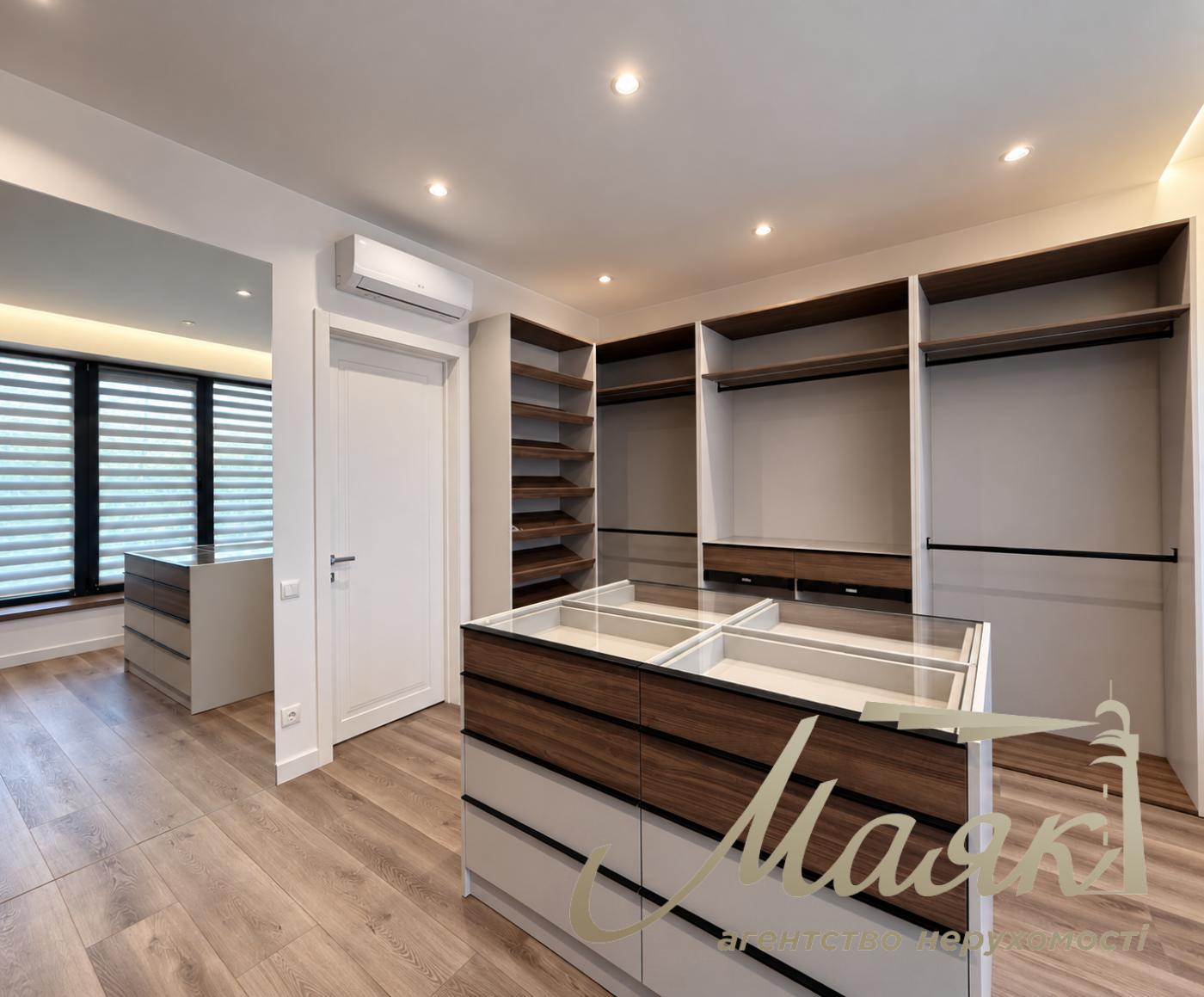 Оренда 2-поверхового будинку площею 265 м², Ходосівка, КГ «Нова Ходосівка»