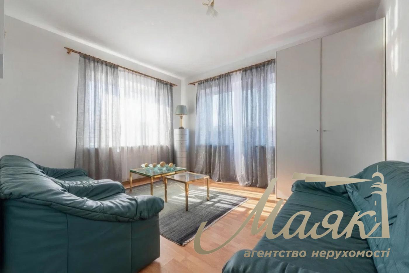 Продажа дома 480м² в Вите-Литовской, Чапаєвка, Голосеевский район, Киев