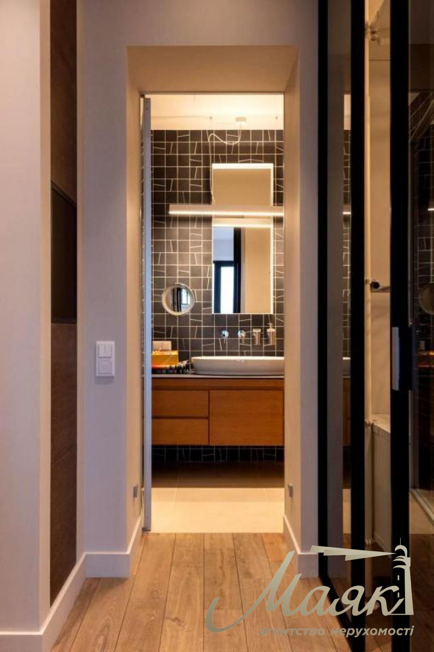 Аренда 3-комнатной квартиры в центре, пер. Виноградный